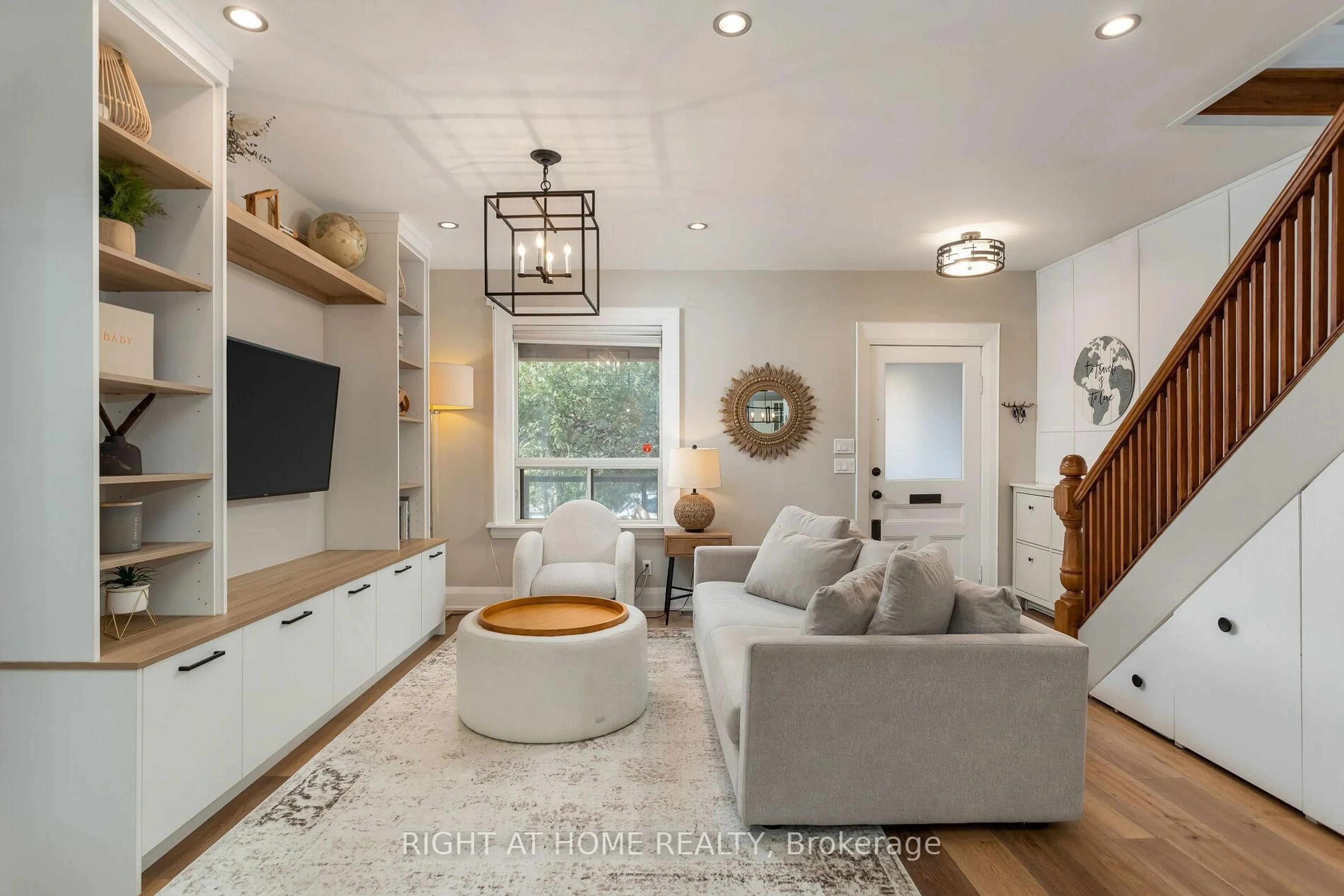 Living room with furniture, unknown for 171 Islington Ave, Toronto Ontario M8V 3B8