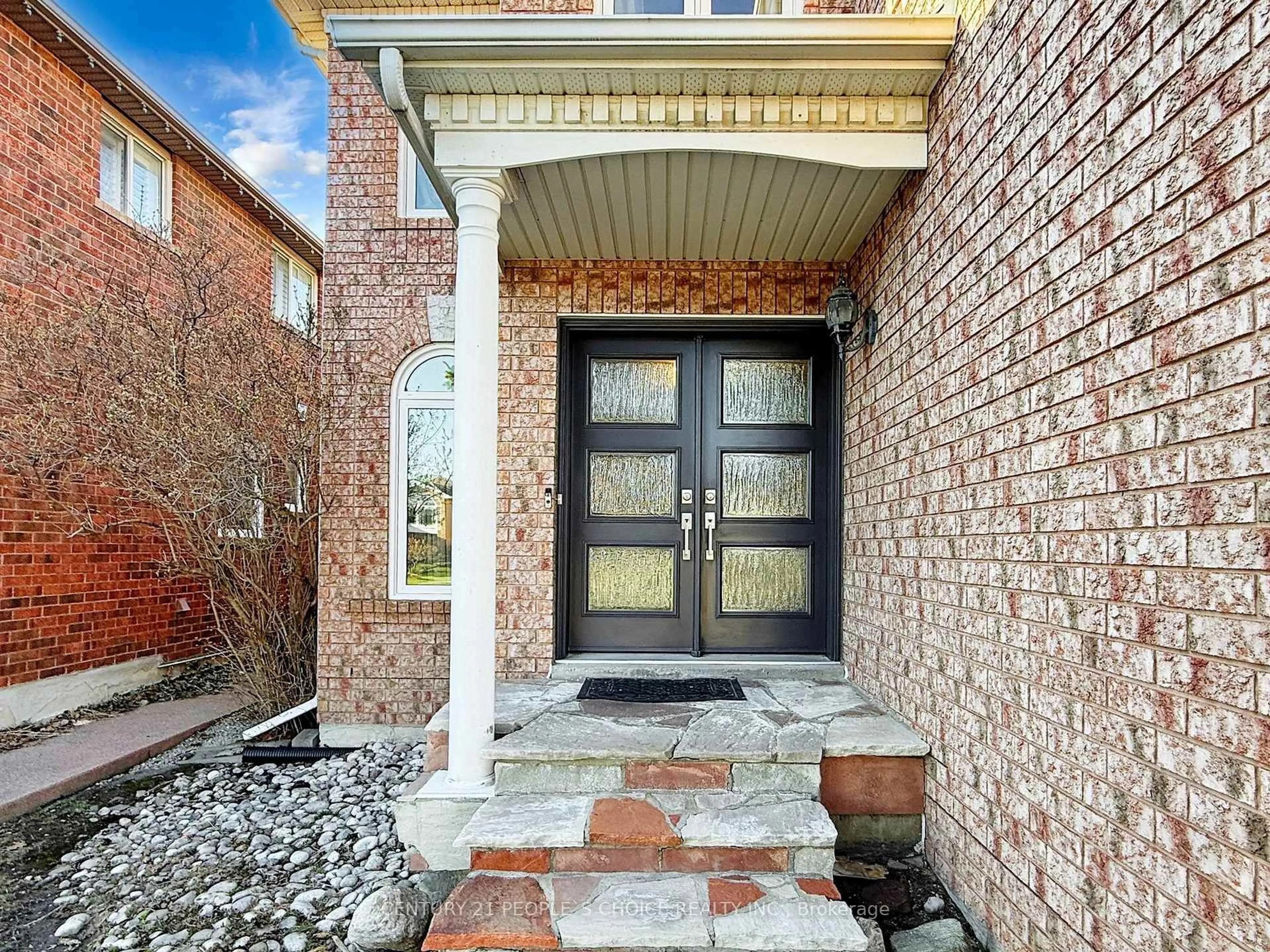 Home with brick exterior material, street for 5591 Loonlake Ave, Mississauga Ontario L5V 2E2