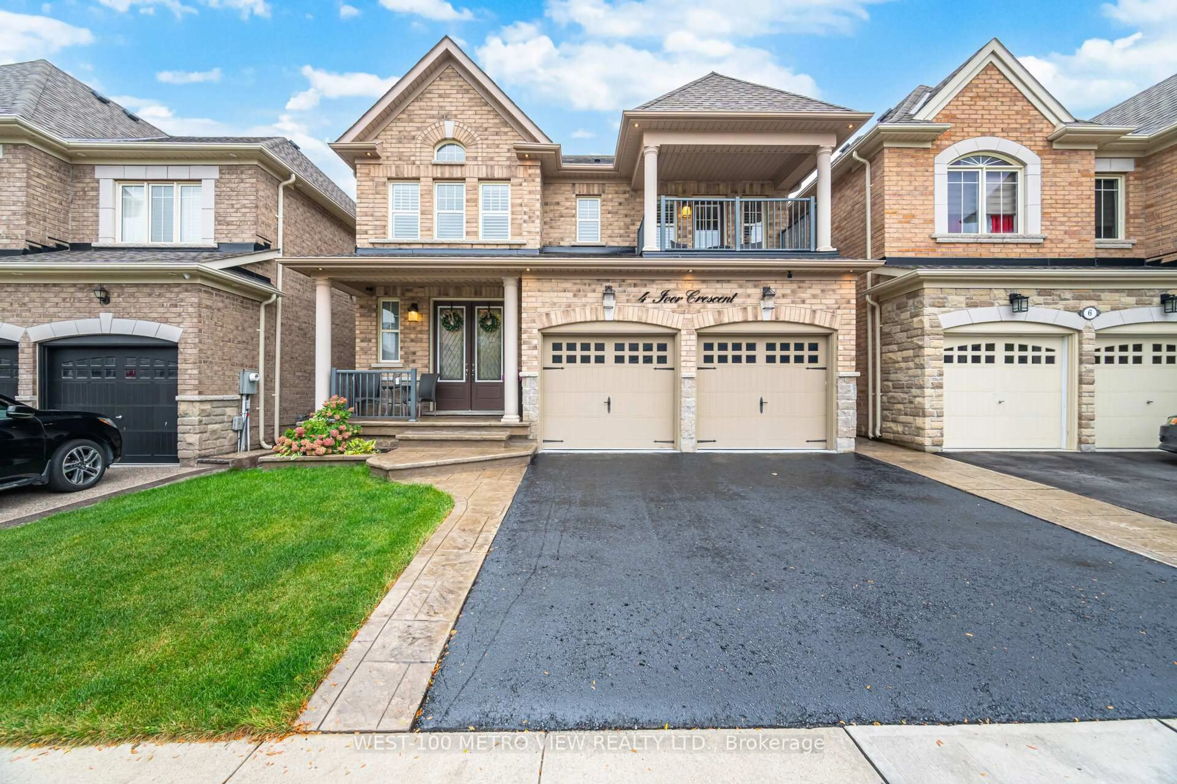 Home with brick exterior material, street for 4 Ivor Cres, Brampton Ontario L7A 4L5