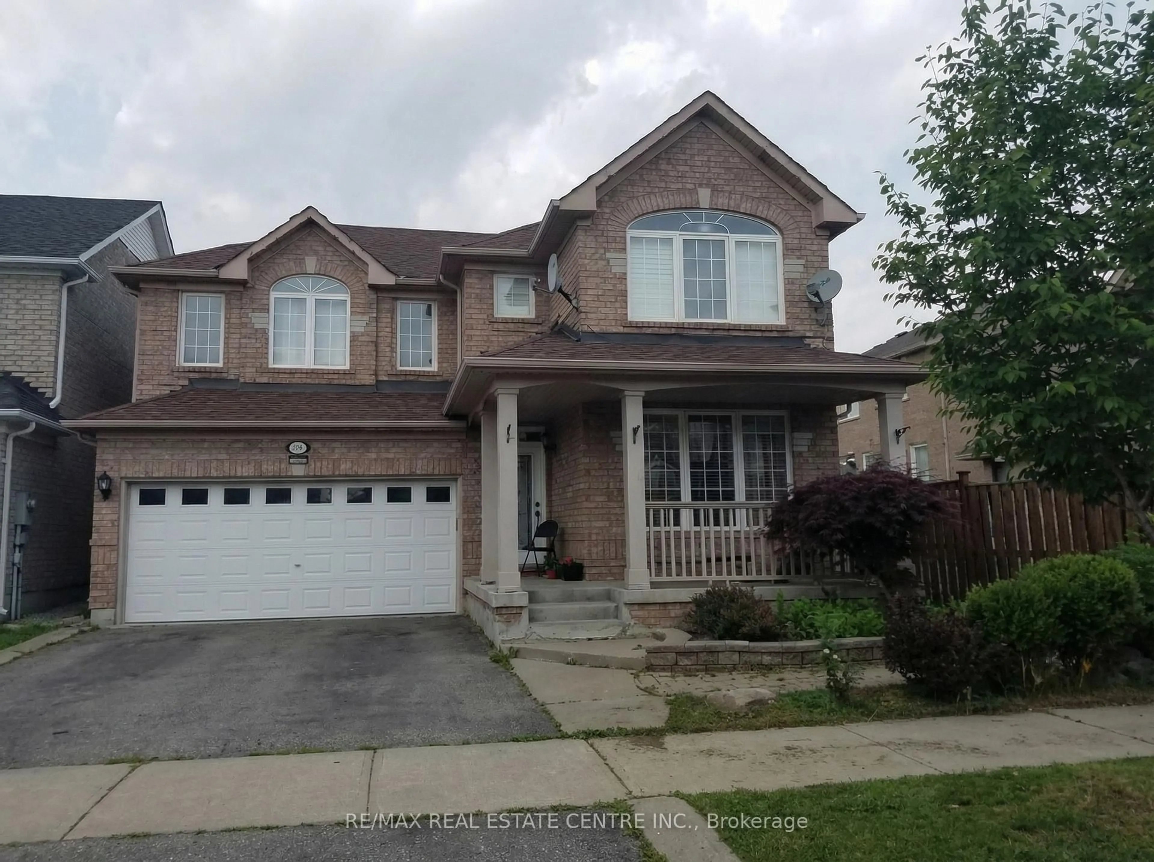Home with brick exterior material, street for 3837 Deepwood Hts, Mississauga Ontario L5M 6M4