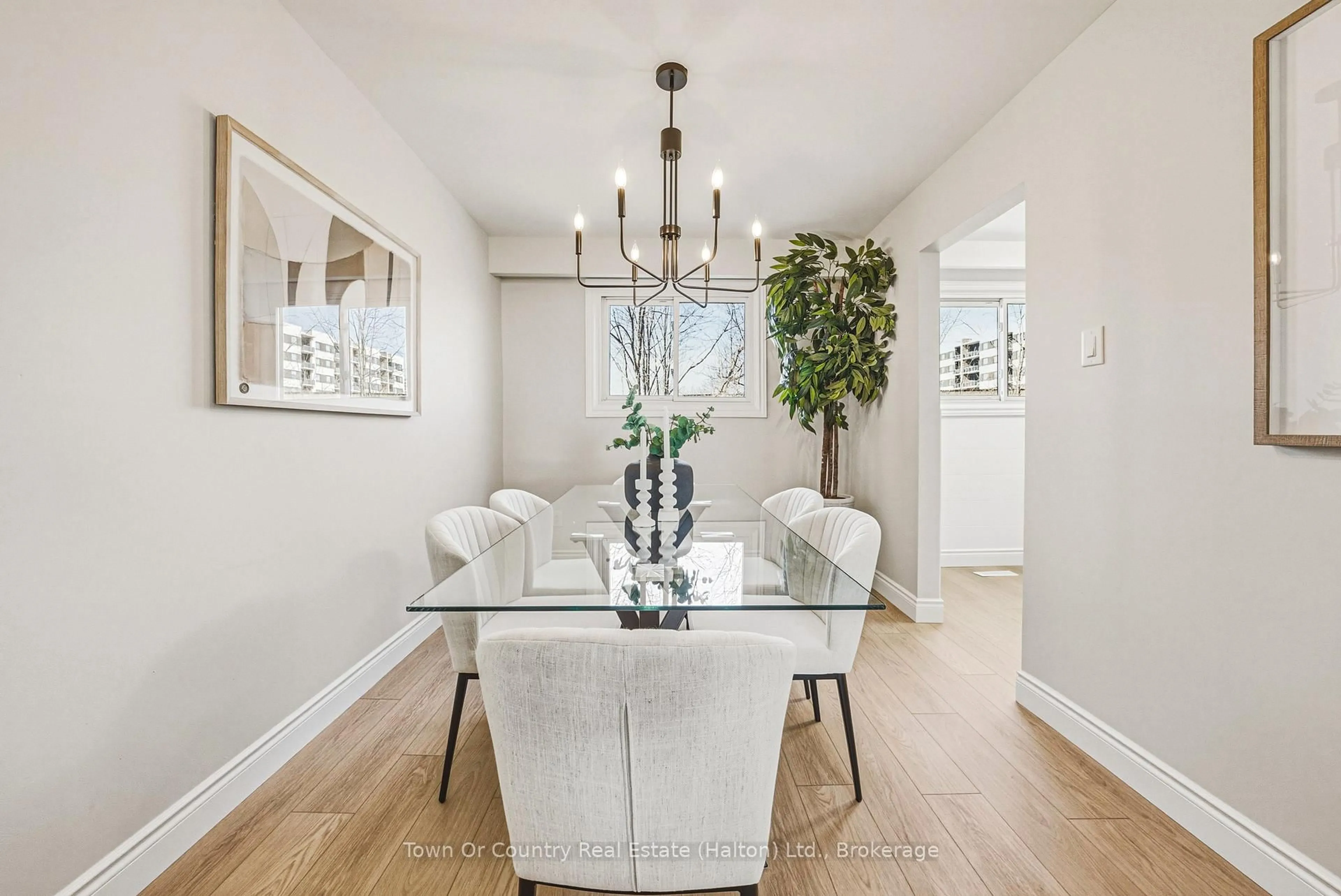 Dining room, unknown for 64 Bronte St #2, Milton Ontario L9T 1Y8