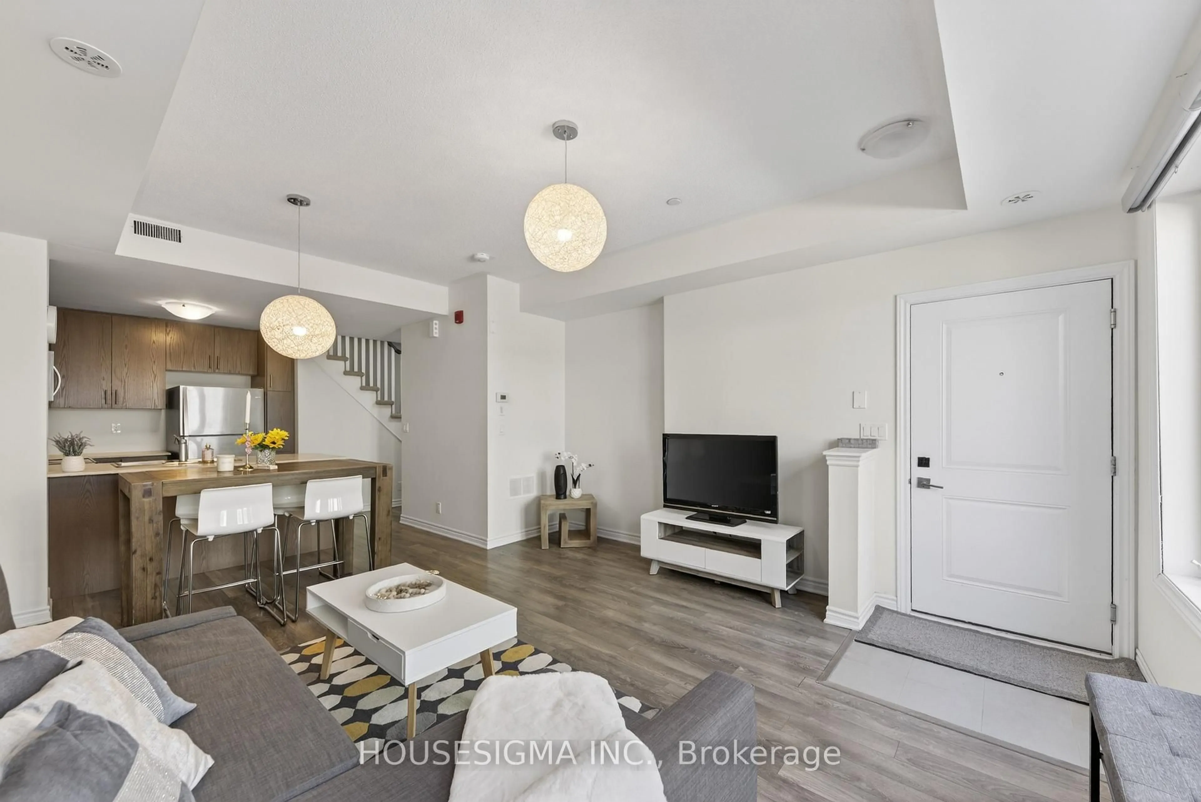 Living room with furniture, unknown for 85 Eastwood Park Gdns #5, Toronto Ontario M8W 0B9