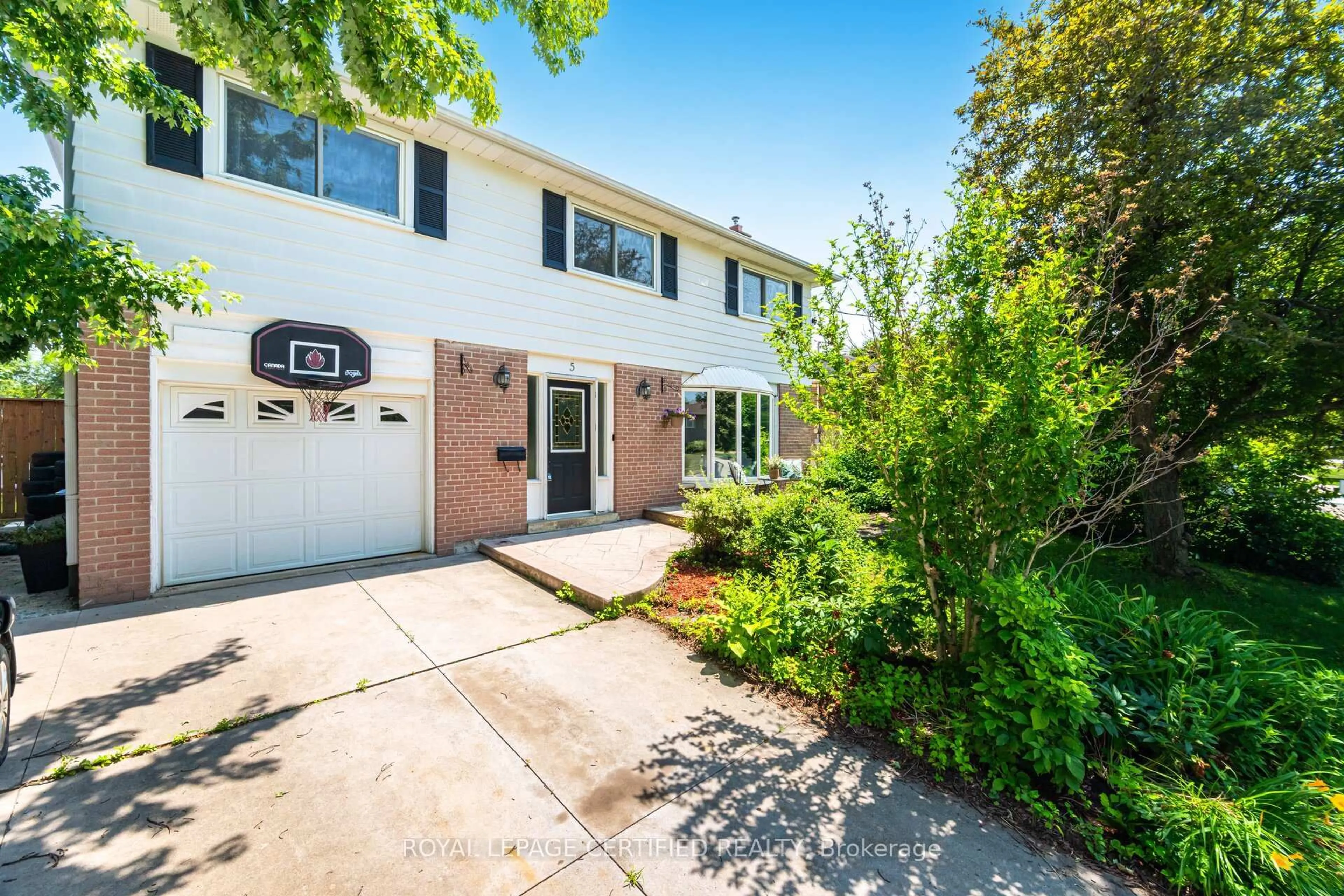 Home with brick exterior material, street for 5 Stockman Cres, Halton Hills Ontario L7G 1J5