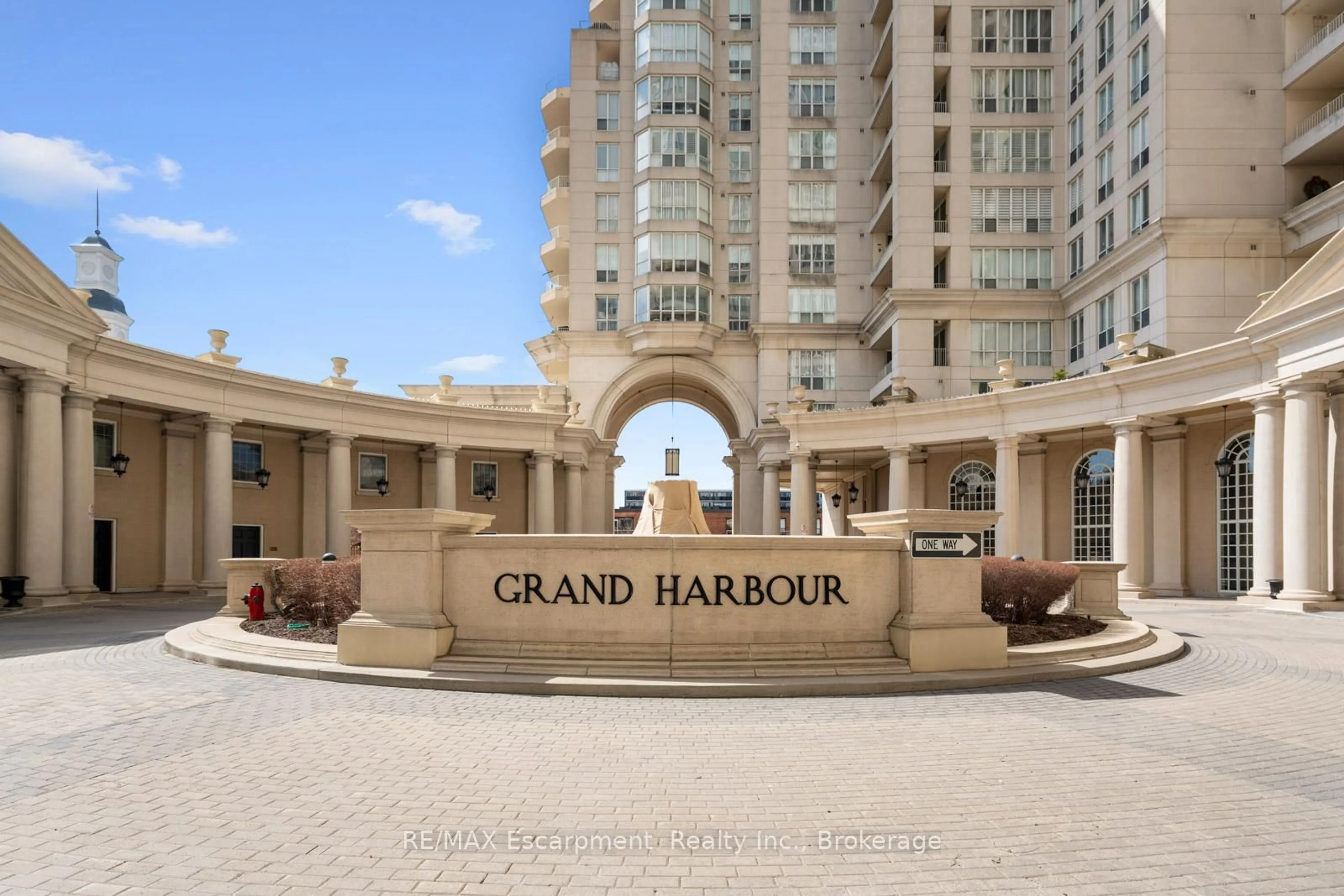 Unknown for 2287 Lake Shore Rd #301, Toronto Ontario M8V 3Y1