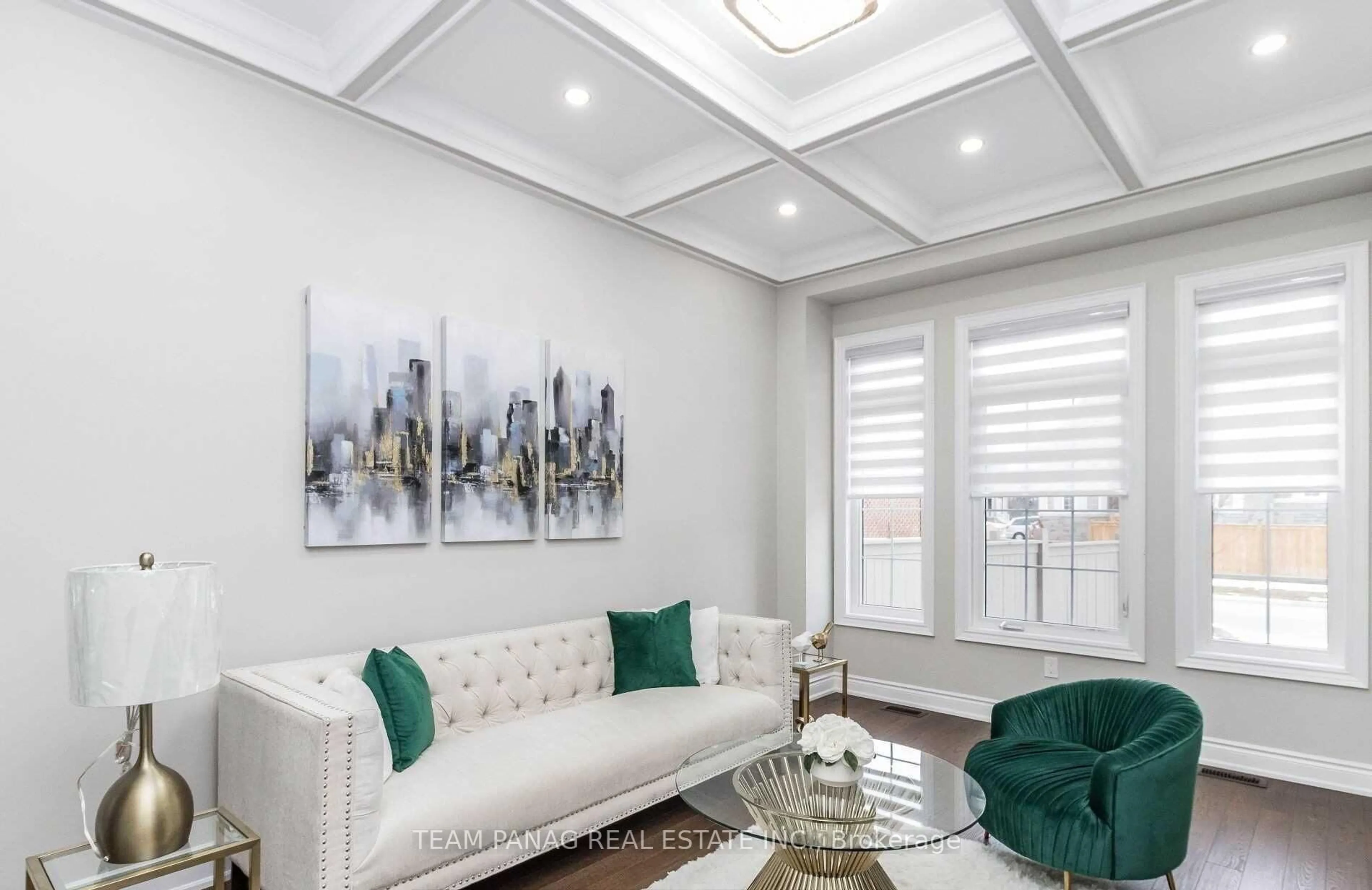 Living room with furniture, unknown for 5 Anatolia St, Brampton Ontario L6P 4L3