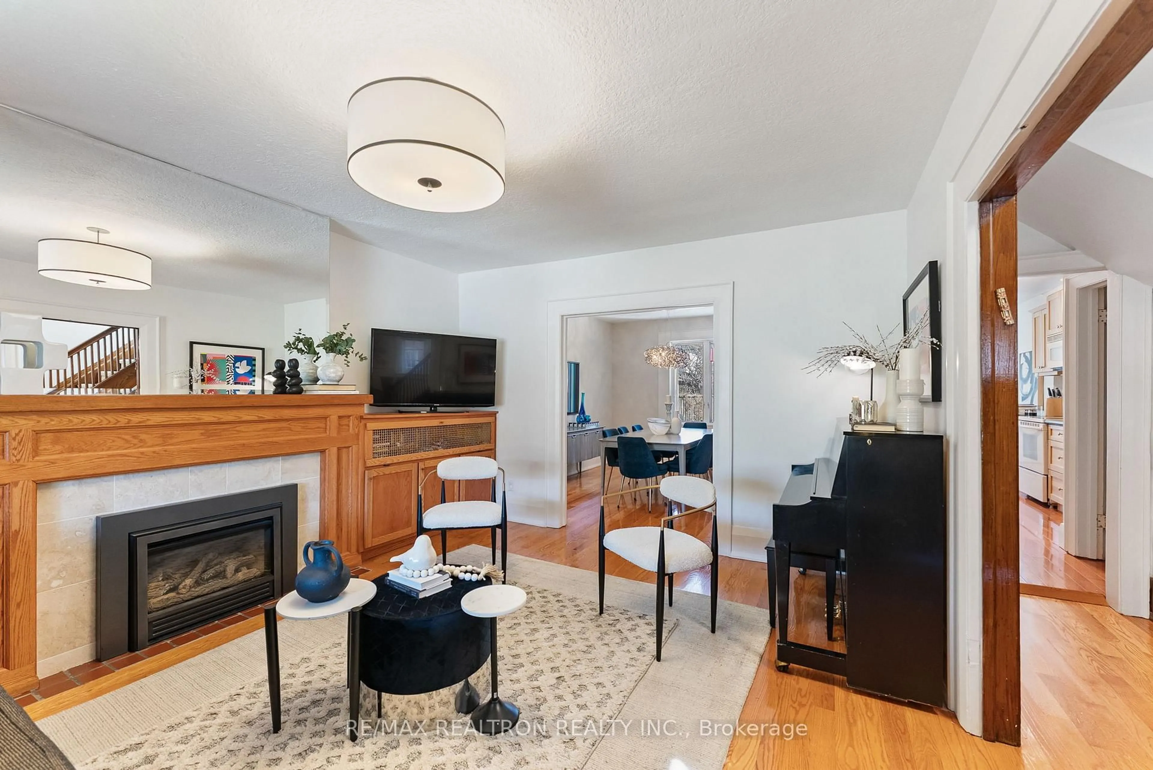 Living room with furniture, unknown for 105 Springmount Ave, Toronto Ontario M6H 2Y5