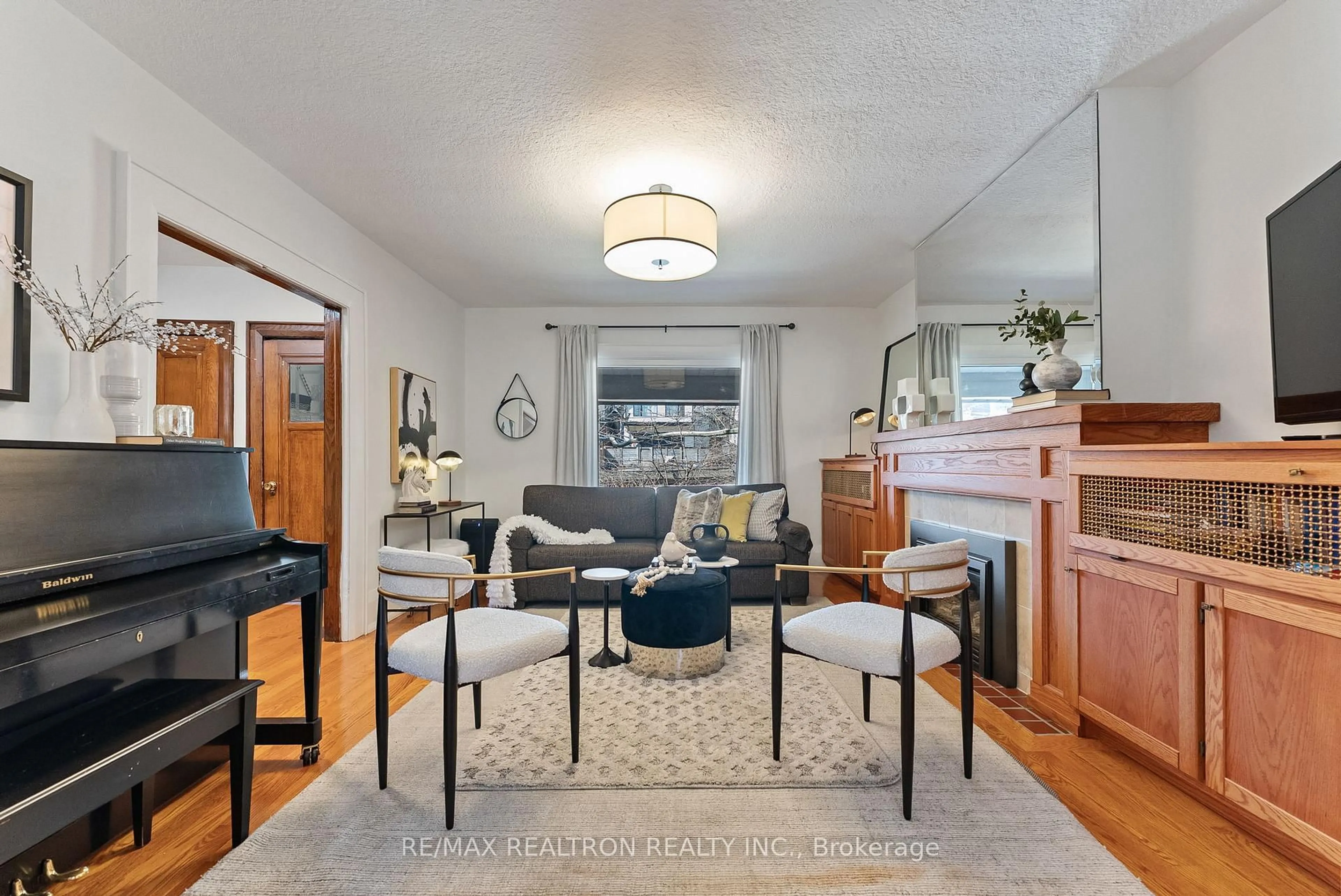 Living room with furniture, unknown for 105 Springmount Ave, Toronto Ontario M6H 2Y5