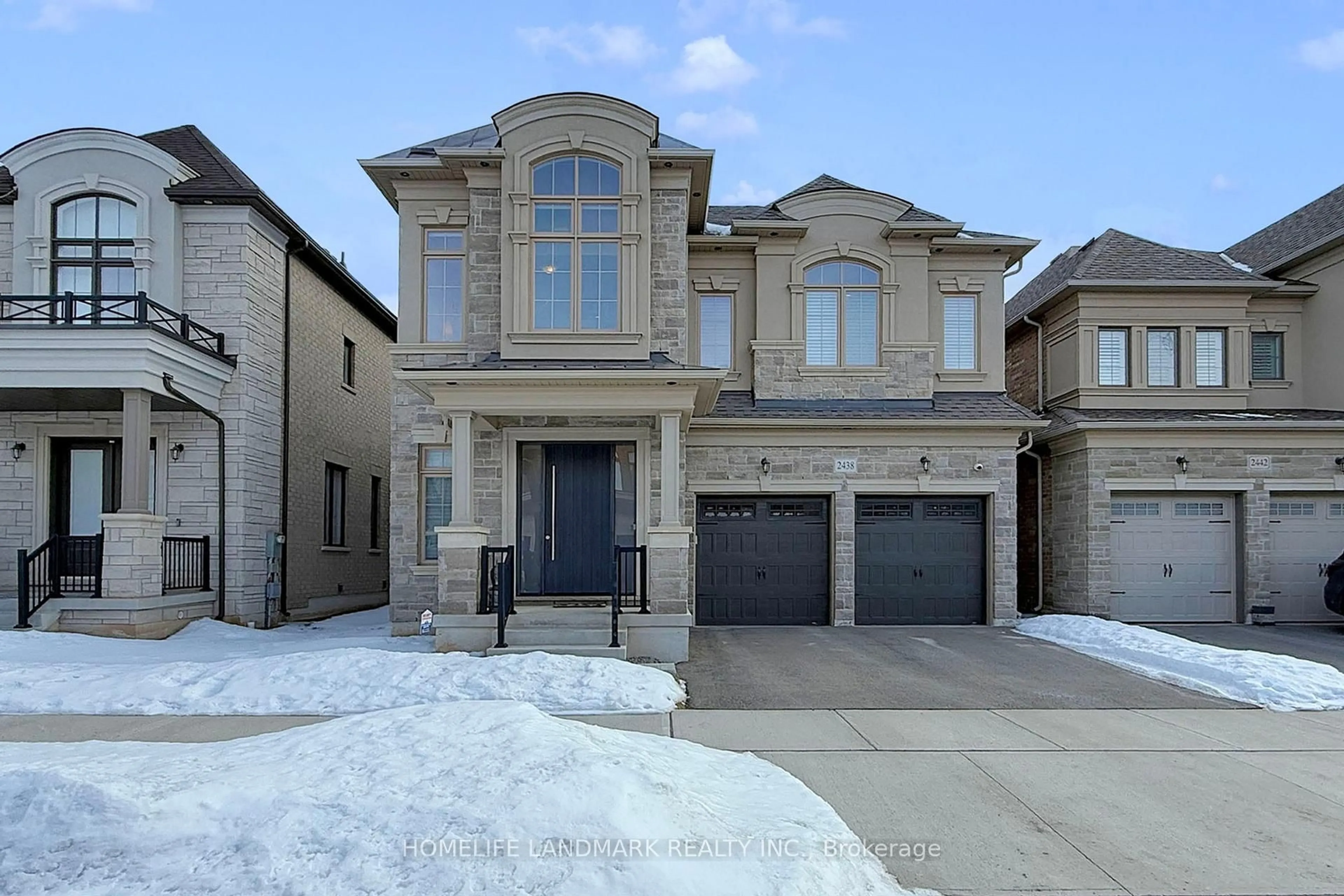 Home with brick exterior material, street for 2438 Irene Cres, Oakville Ontario L6M 5M2