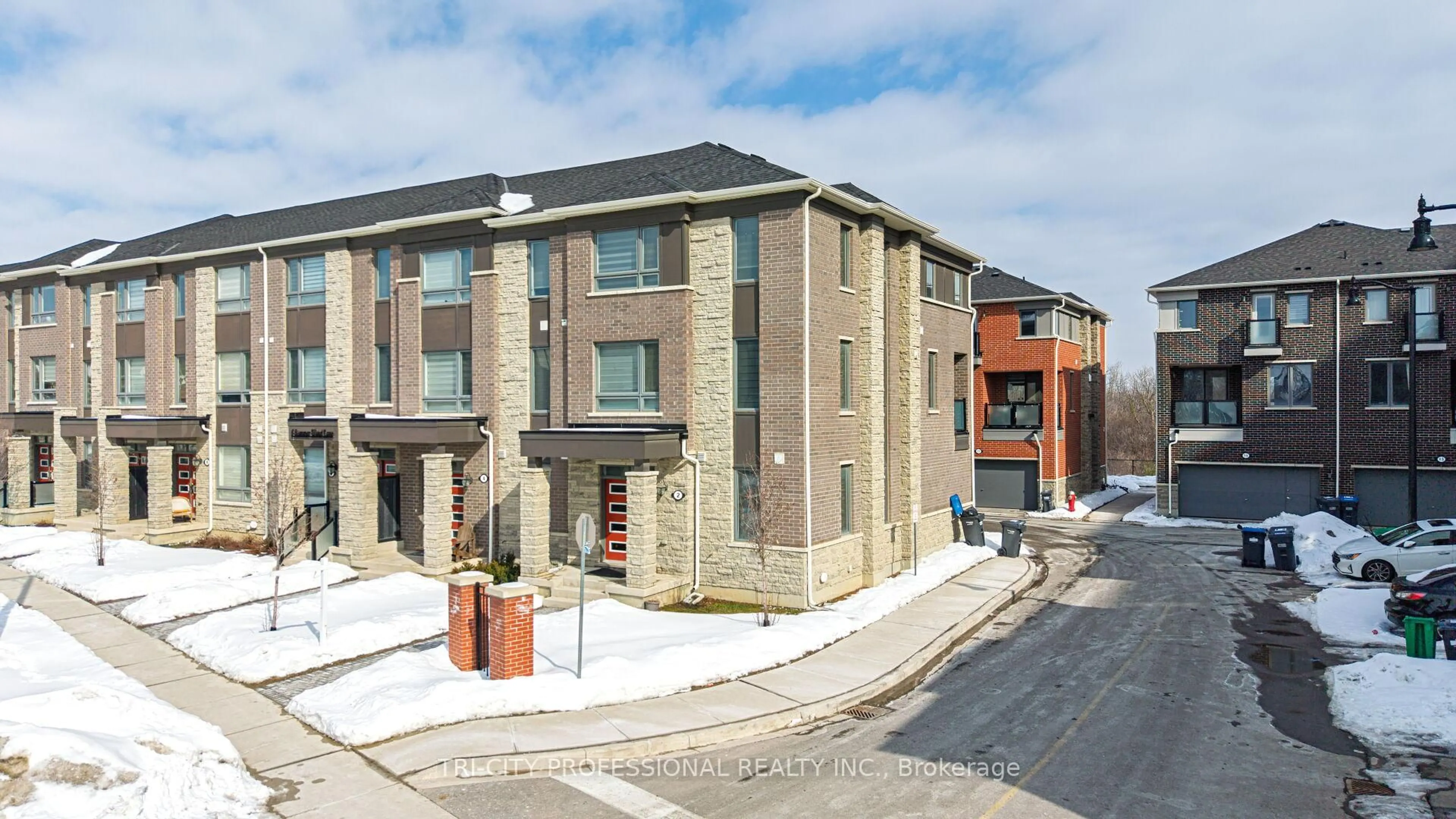 Unknown for 2 Summer Wind Lane, Brampton Ontario L7A 0B6