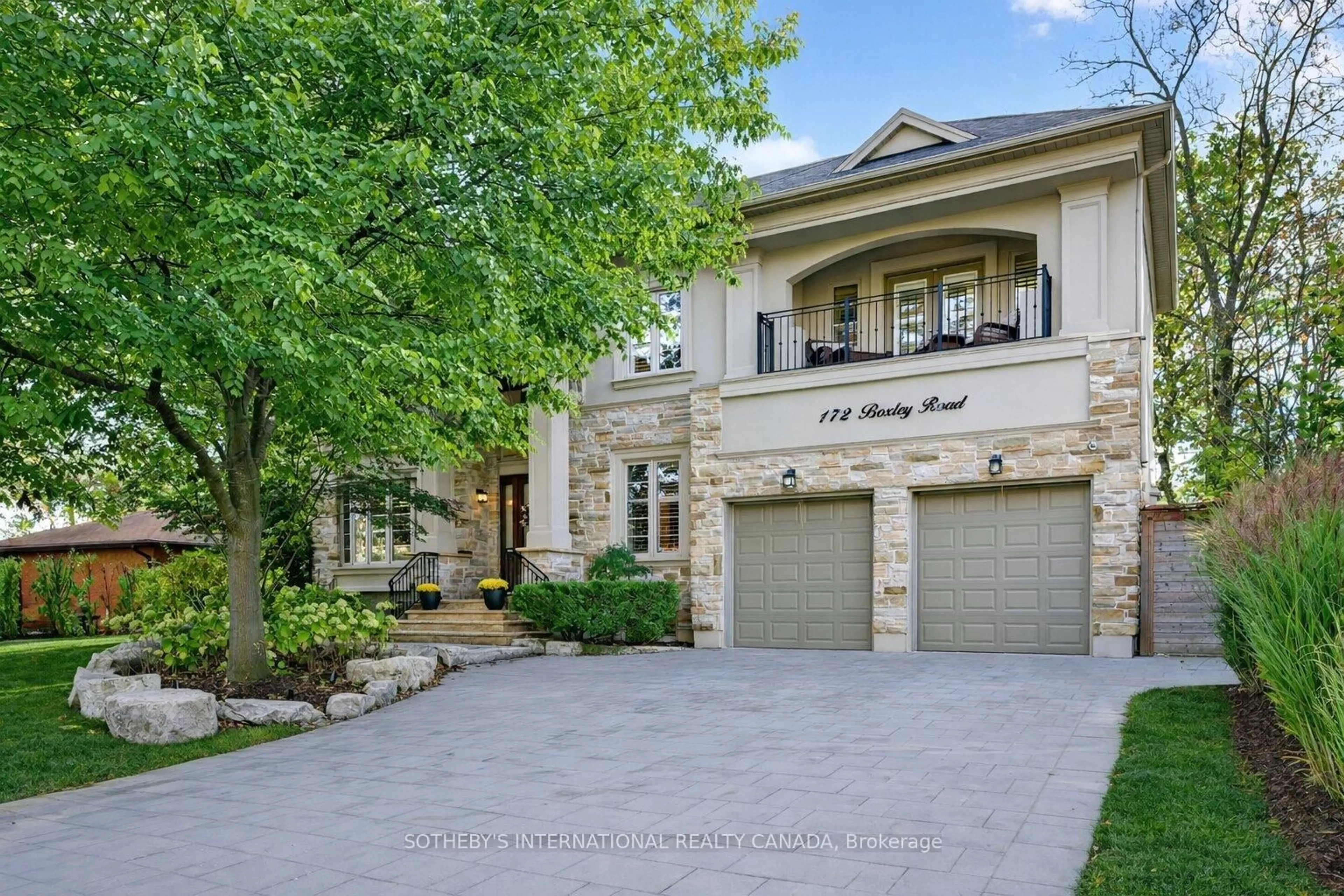 Home with brick exterior material, street for 172 Boxley Rd, Burlington Ontario L7L 4S6