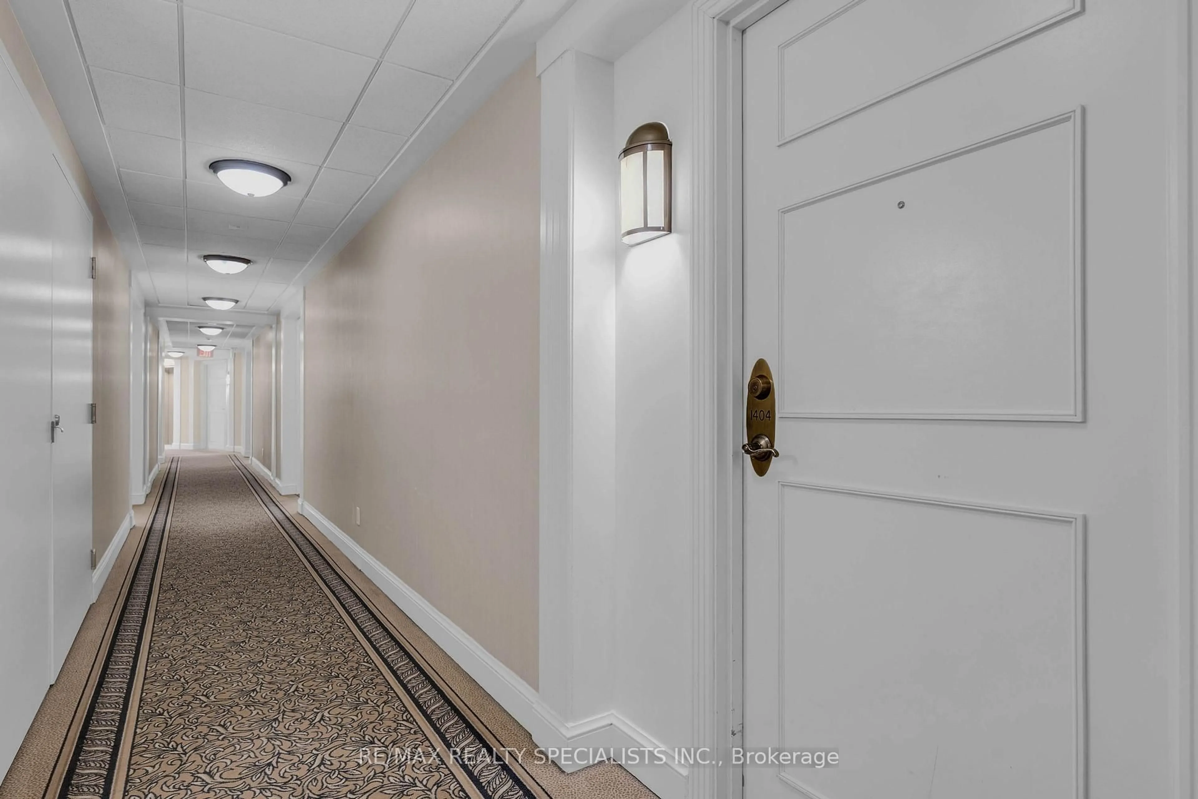 Indoor foyer for 710 Humberwood Blvd #1404, Toronto Ontario M9W 7J5