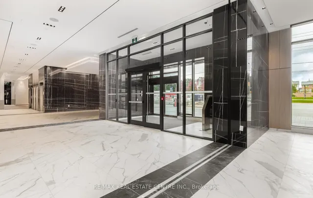 202 Burnhamthorpe Rd #301, Mississauga 4