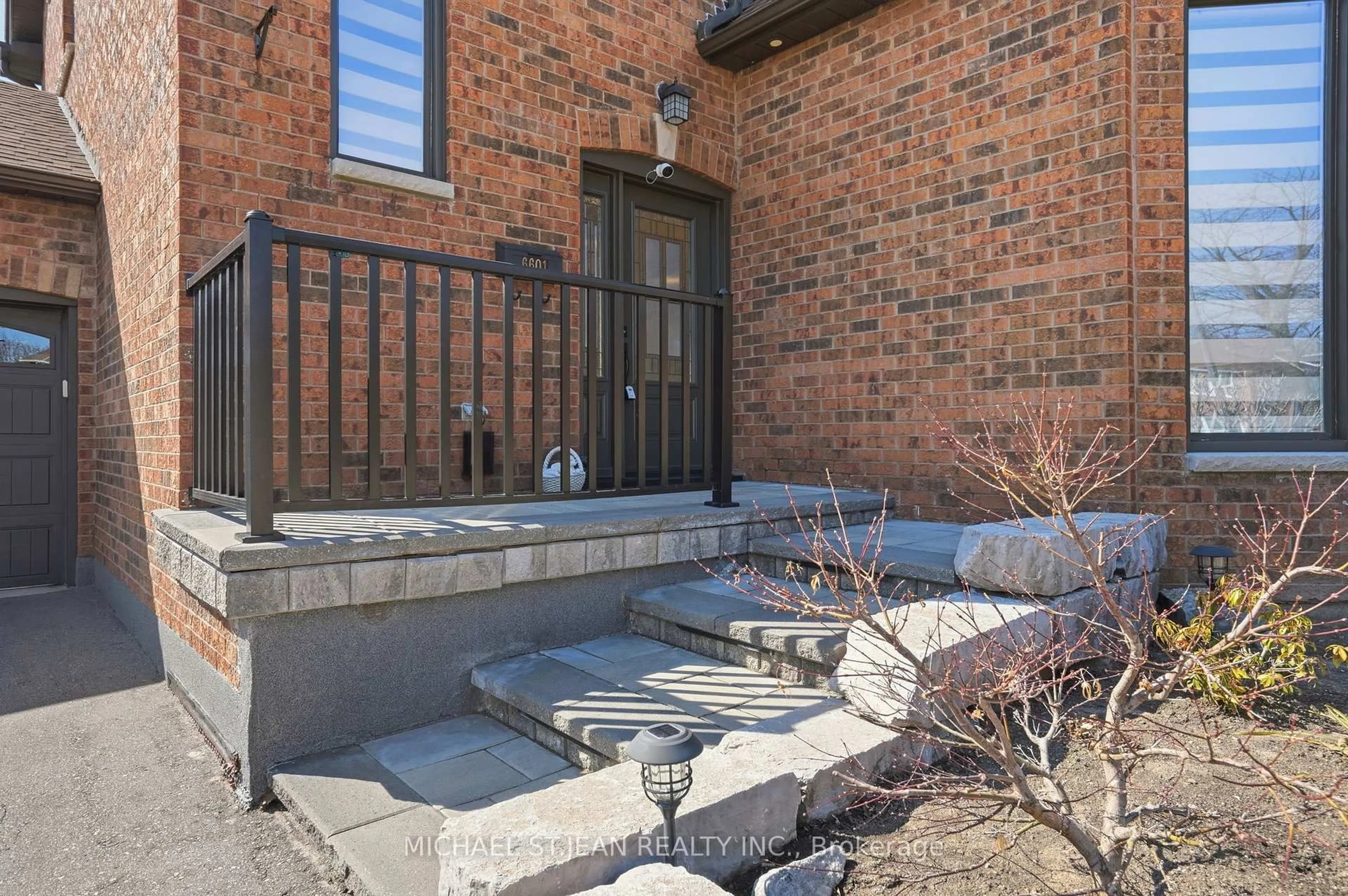 Unknown for 6601 Snow Goose Lanes, Mississauga Ontario L5N 5H6