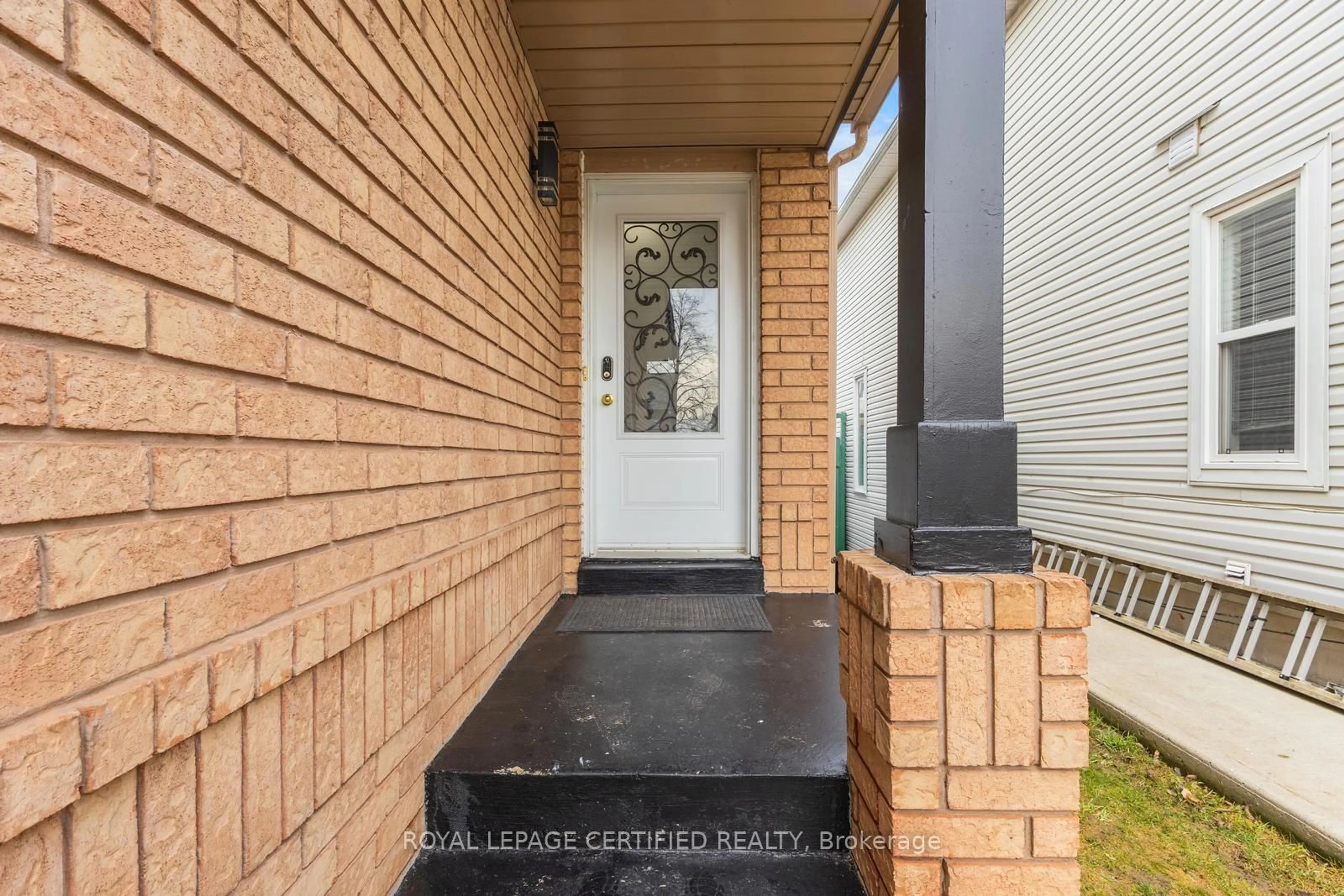 Unknown for 299 Pressed Brick Dr, Brampton Ontario L6V 4L2