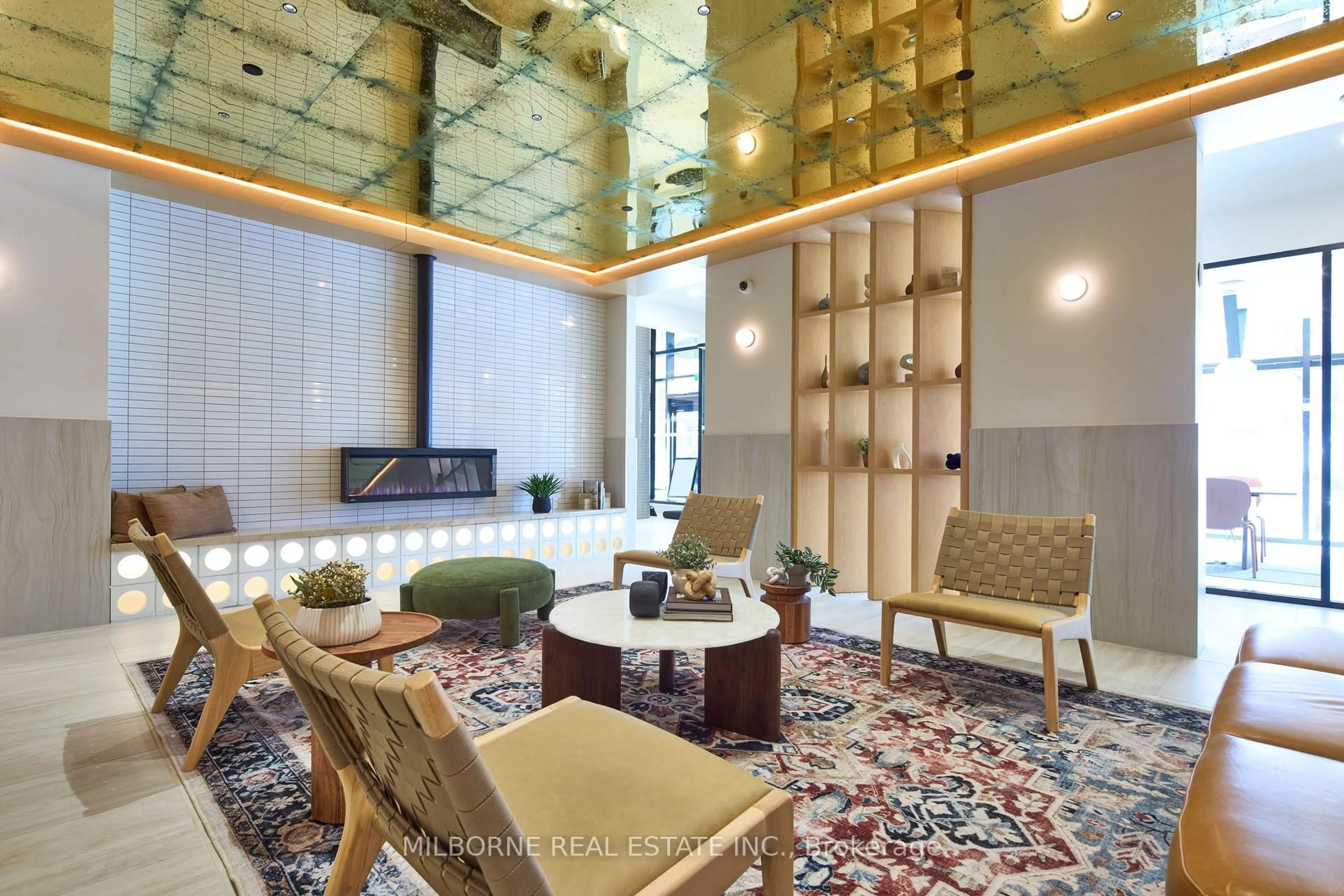 Lobby for 1660 Bloor St #516, Toronto Ontario M6P 1A8