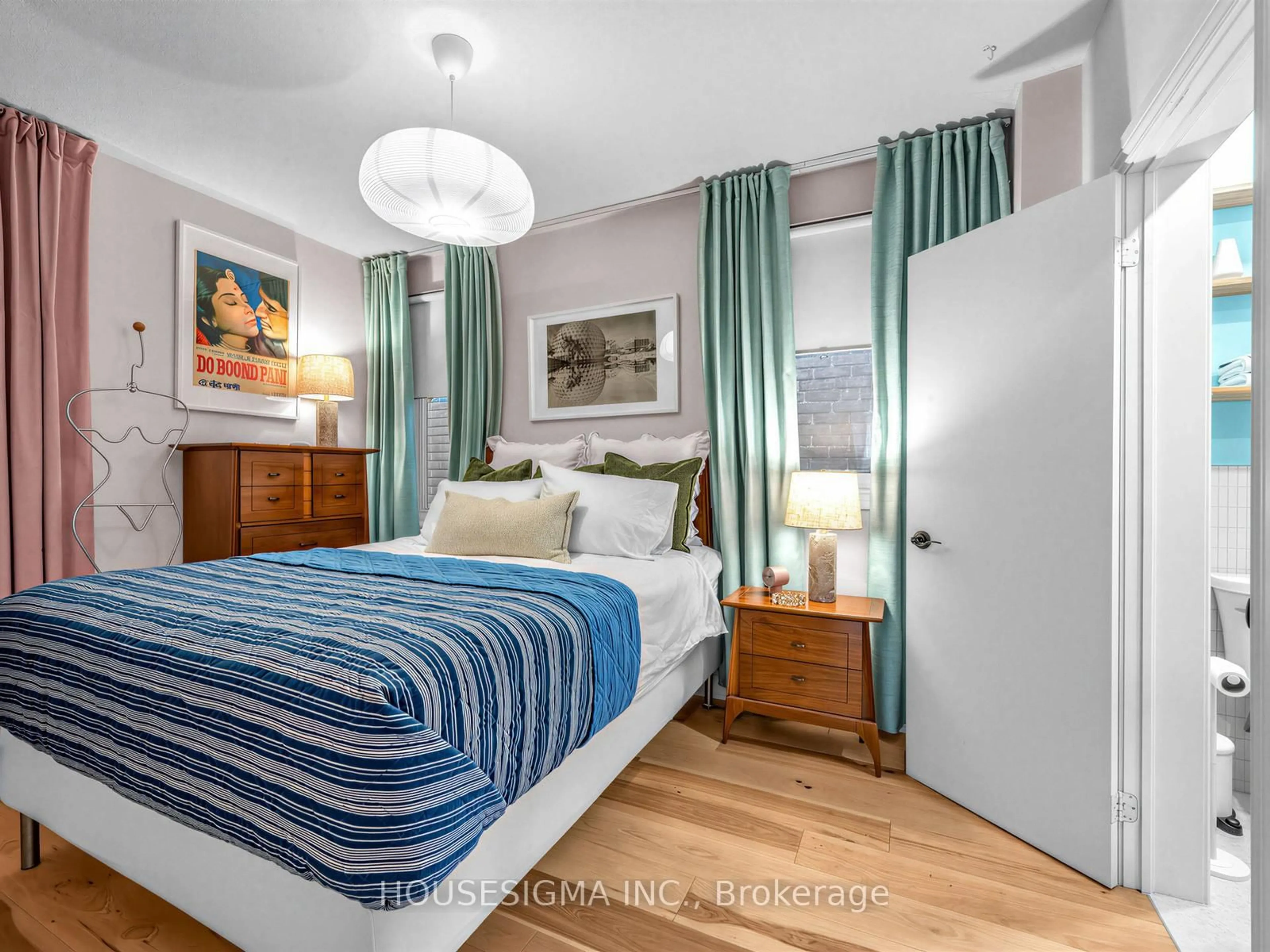 Bedroom with bed, unknown for 75 Henrietta St, Toronto Ontario M6N 1S5