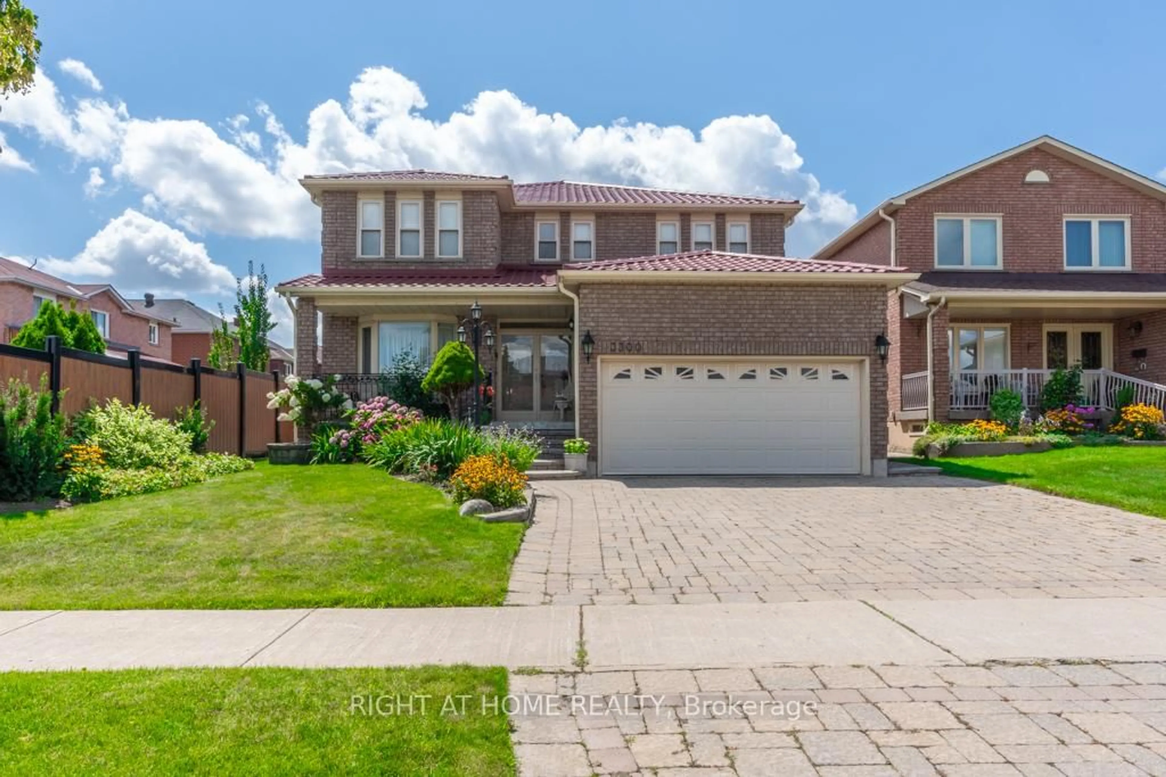 Home with brick exterior material, street for 3300 Redmond Rd, Mississauga Ontario L5B 3X1