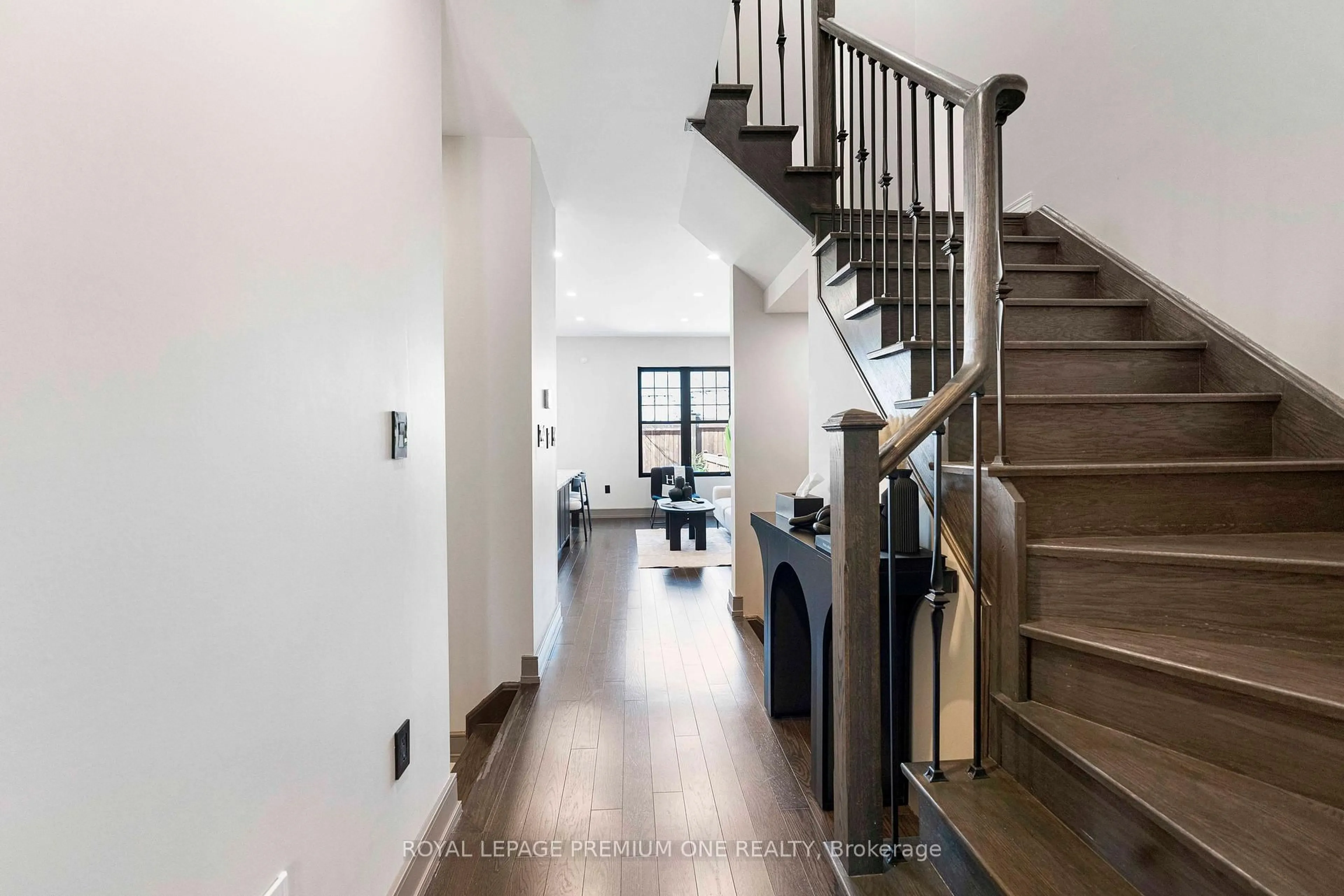 Unknown for 18 Morra Ave, Caledon Ontario L7E 4K5