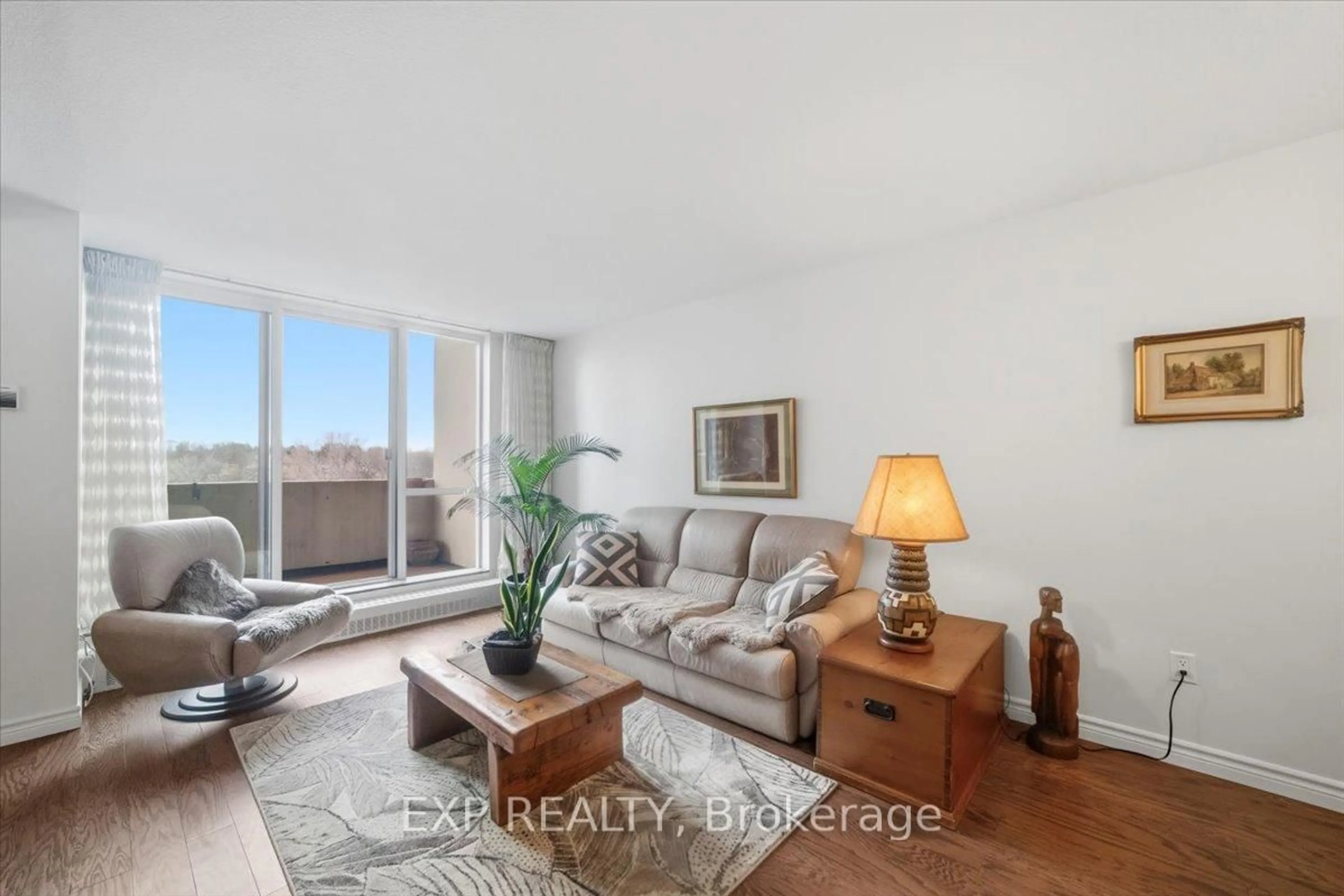 Living room with furniture, unknown for 60 Southport St #617, Toronto Ontario M6S 3N4