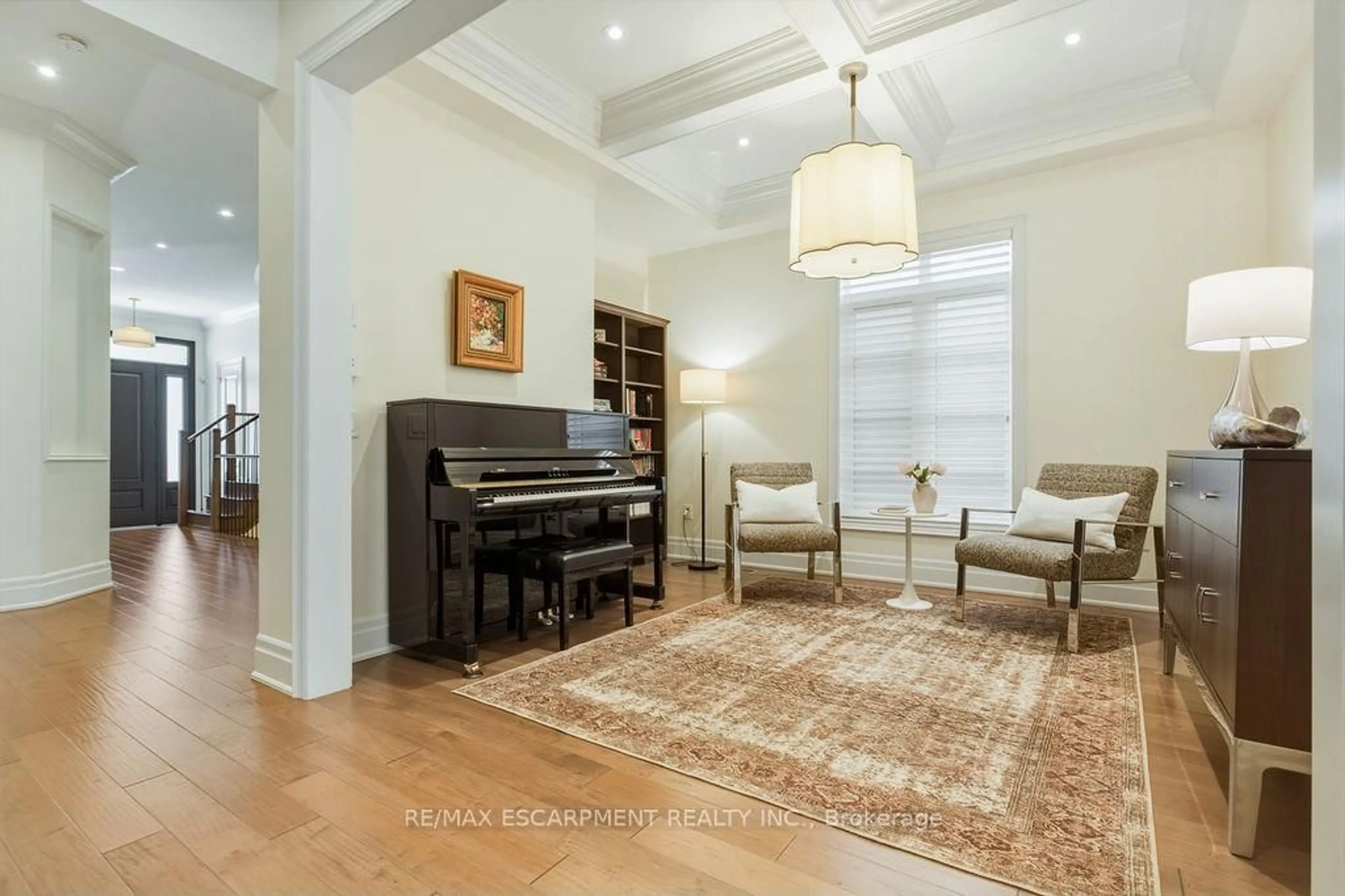 Unknown for 343 Tudor Ave, Oakville Ontario L6K 2V5