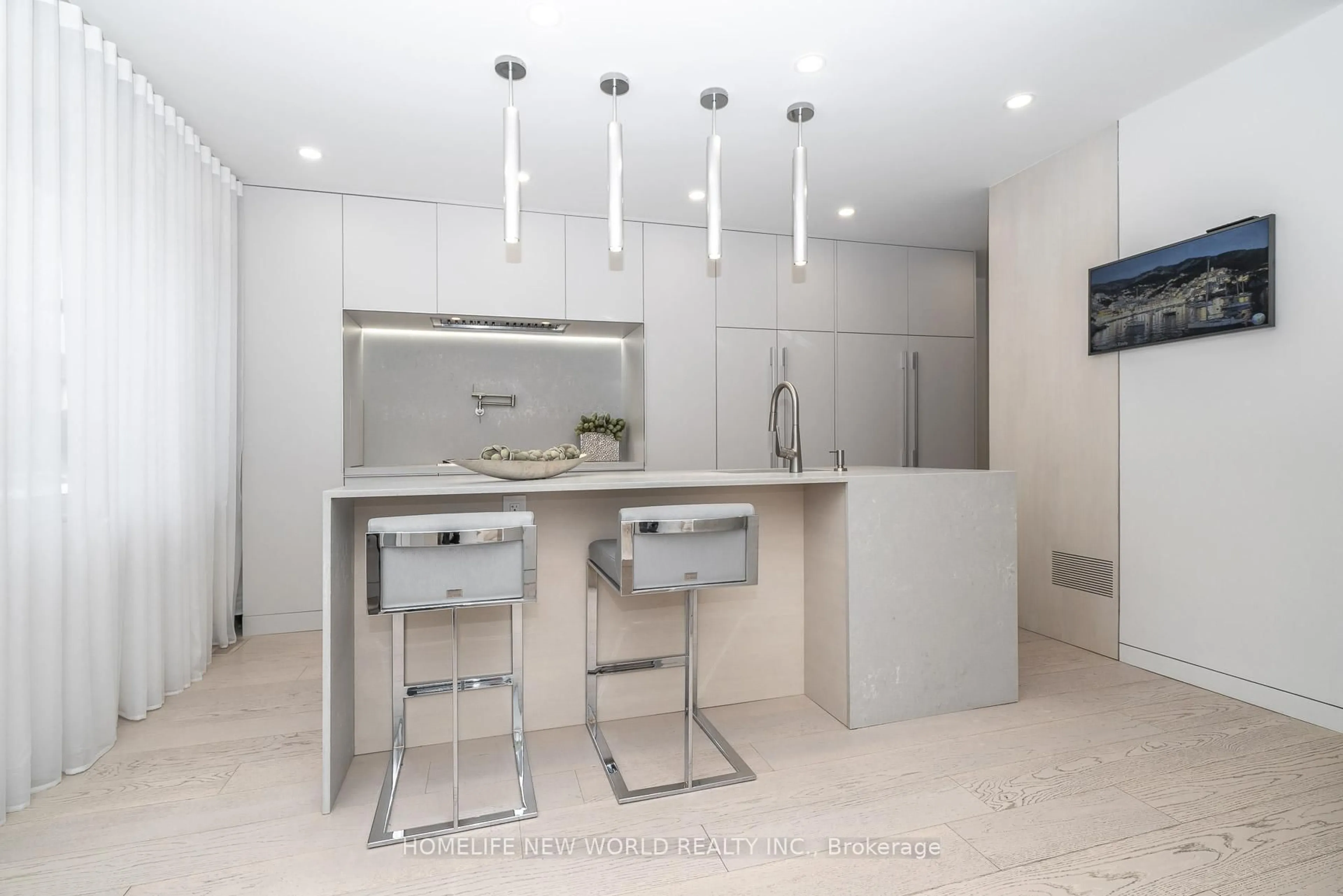 Contemporary kitchen, ceramic/tile floor for 30 Carling Ave, Toronto Ontario M6G 3S1