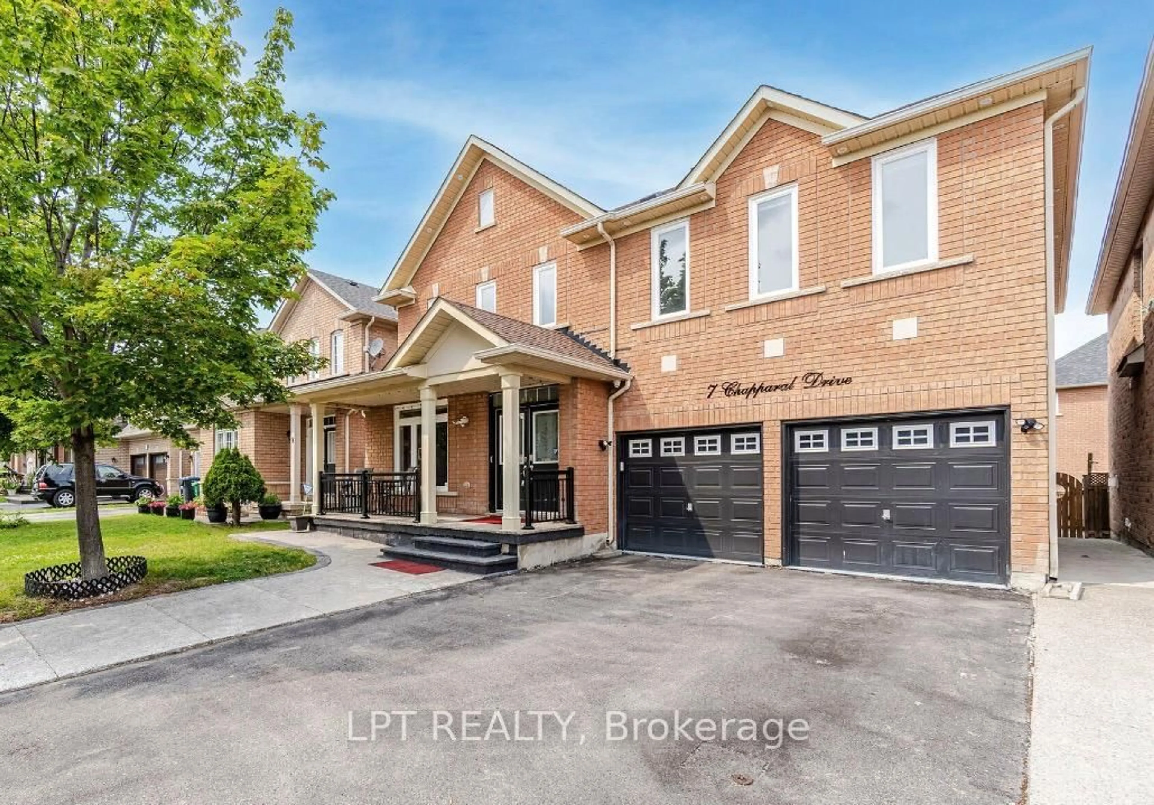 Home with brick exterior material, street for 7 Chapparal Dr, Brampton Ontario L6R 3C5