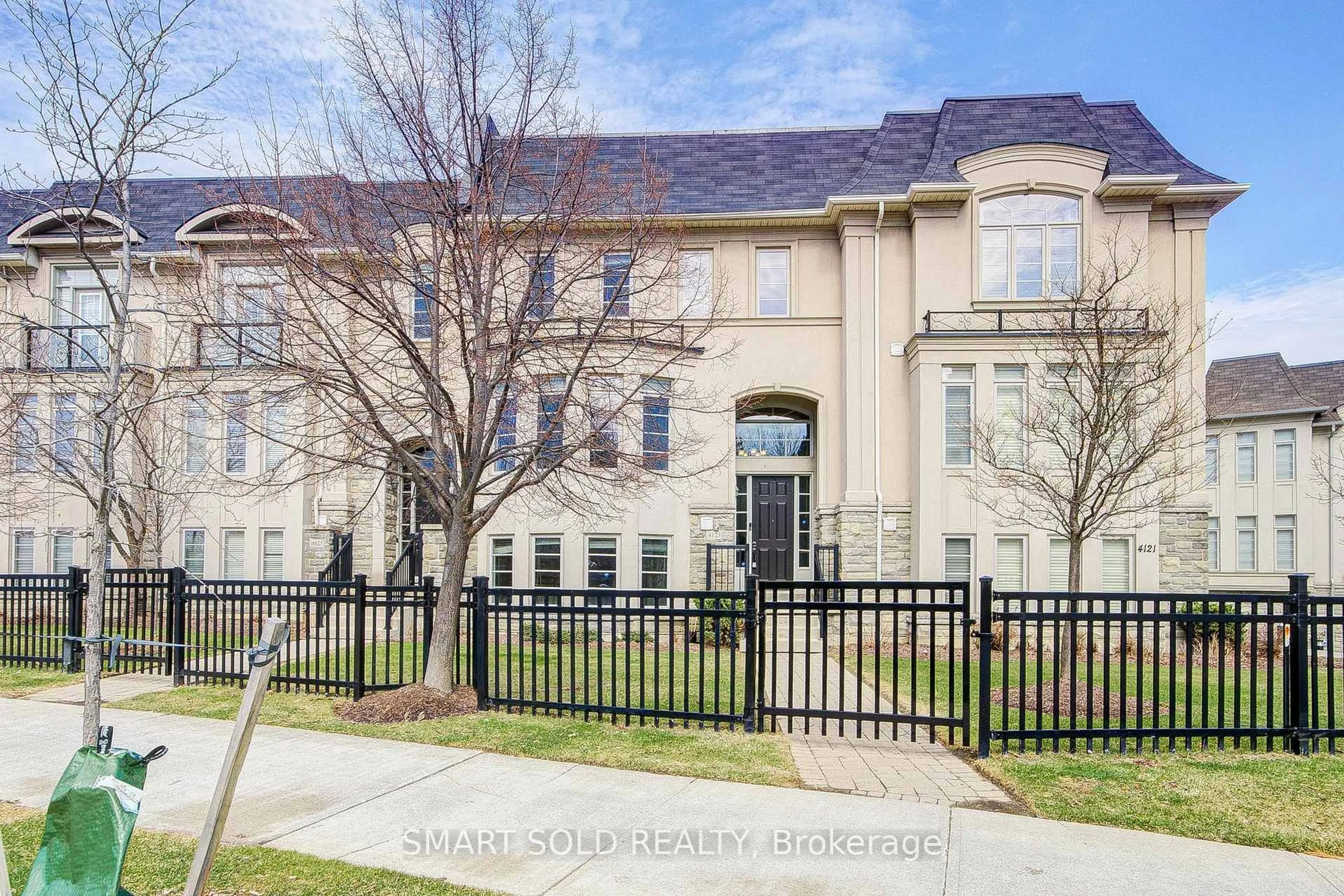 Home with brick exterior material, street for 4123 Shipp Dr, Mississauga Ontario L4Z 0A7