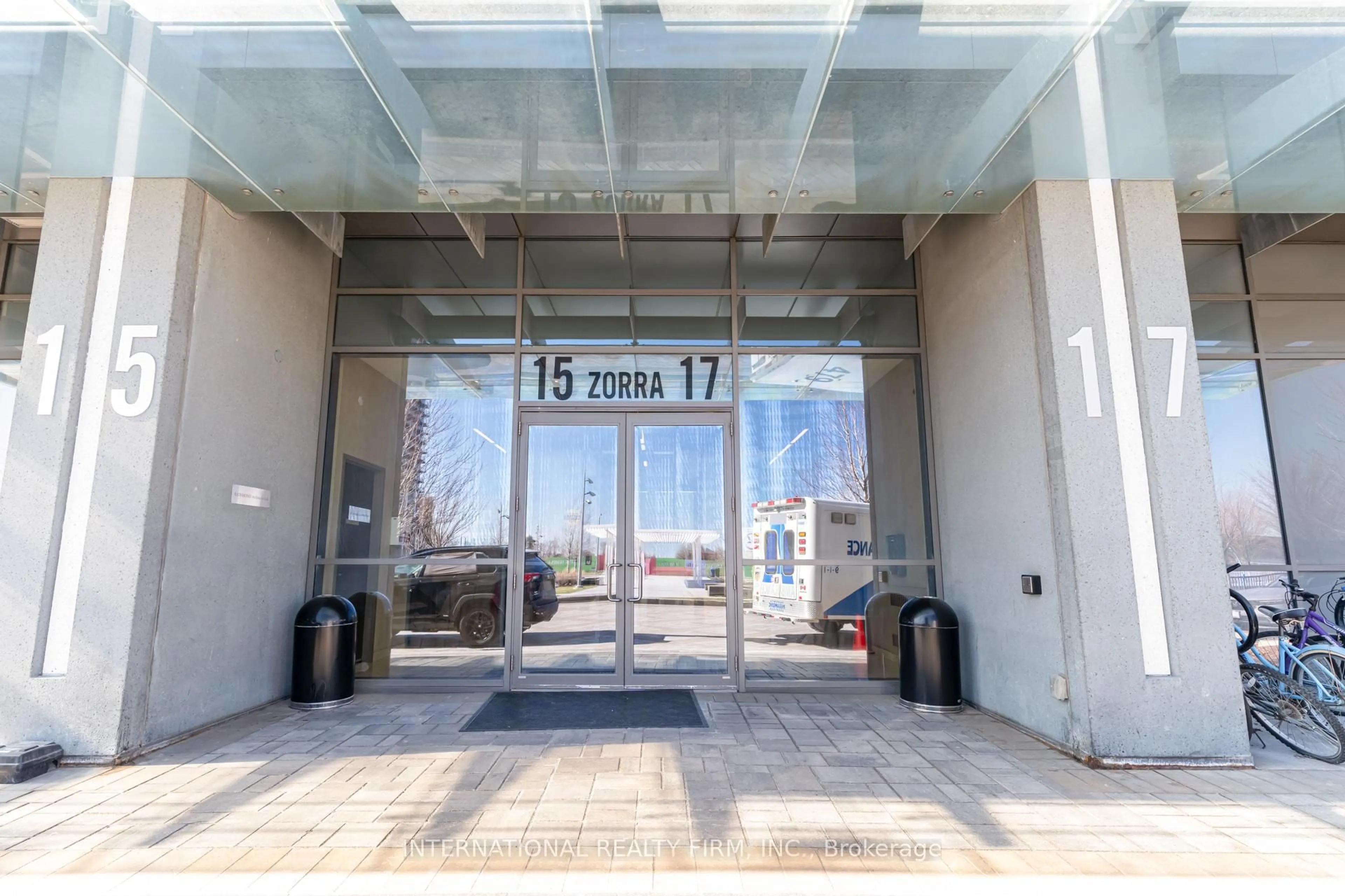 Indoor foyer for 17 Zorra St #1111, Toronto Ontario M8Z 0C8