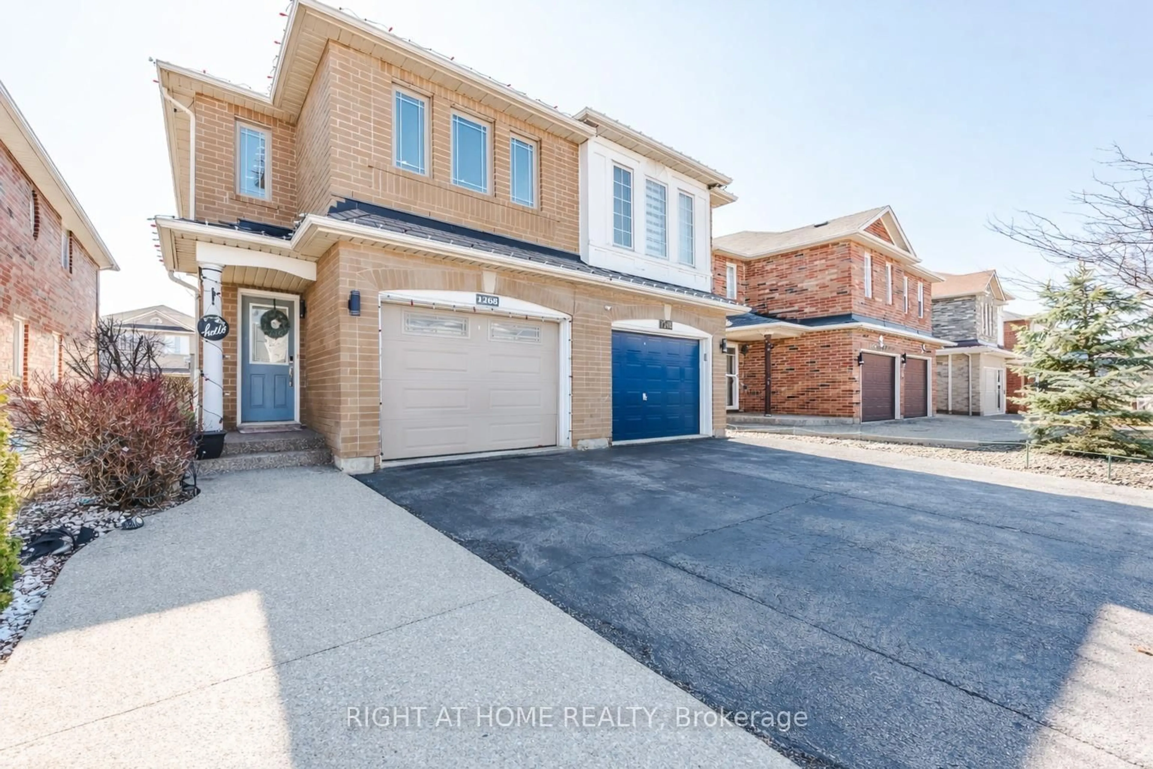 Home with brick exterior material, street for 1268 Newell St, Milton Ontario L9T 6C2