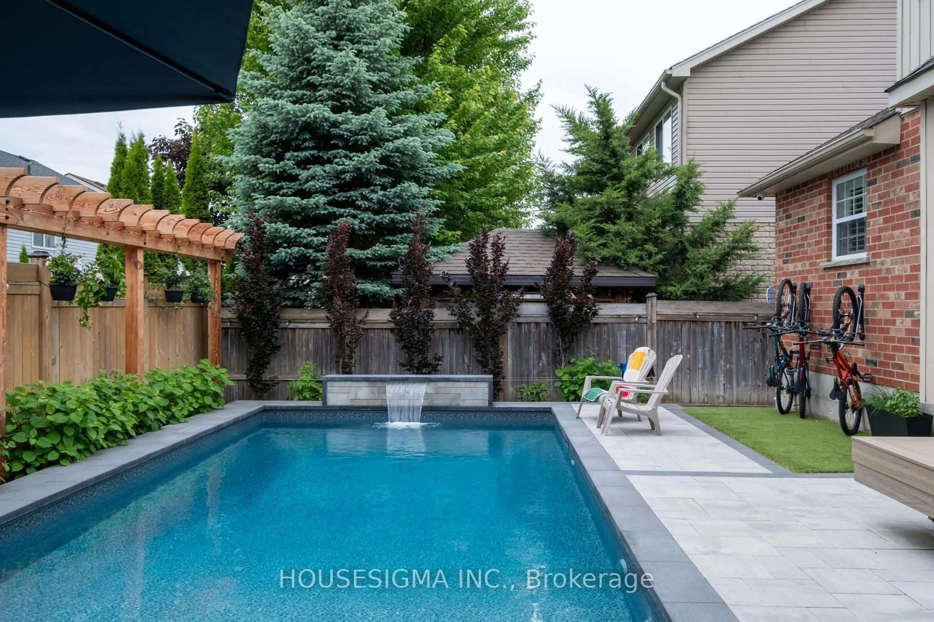 Pool for 47 Buena Vista Dr, Orangeville Ontario L9W 1J5
