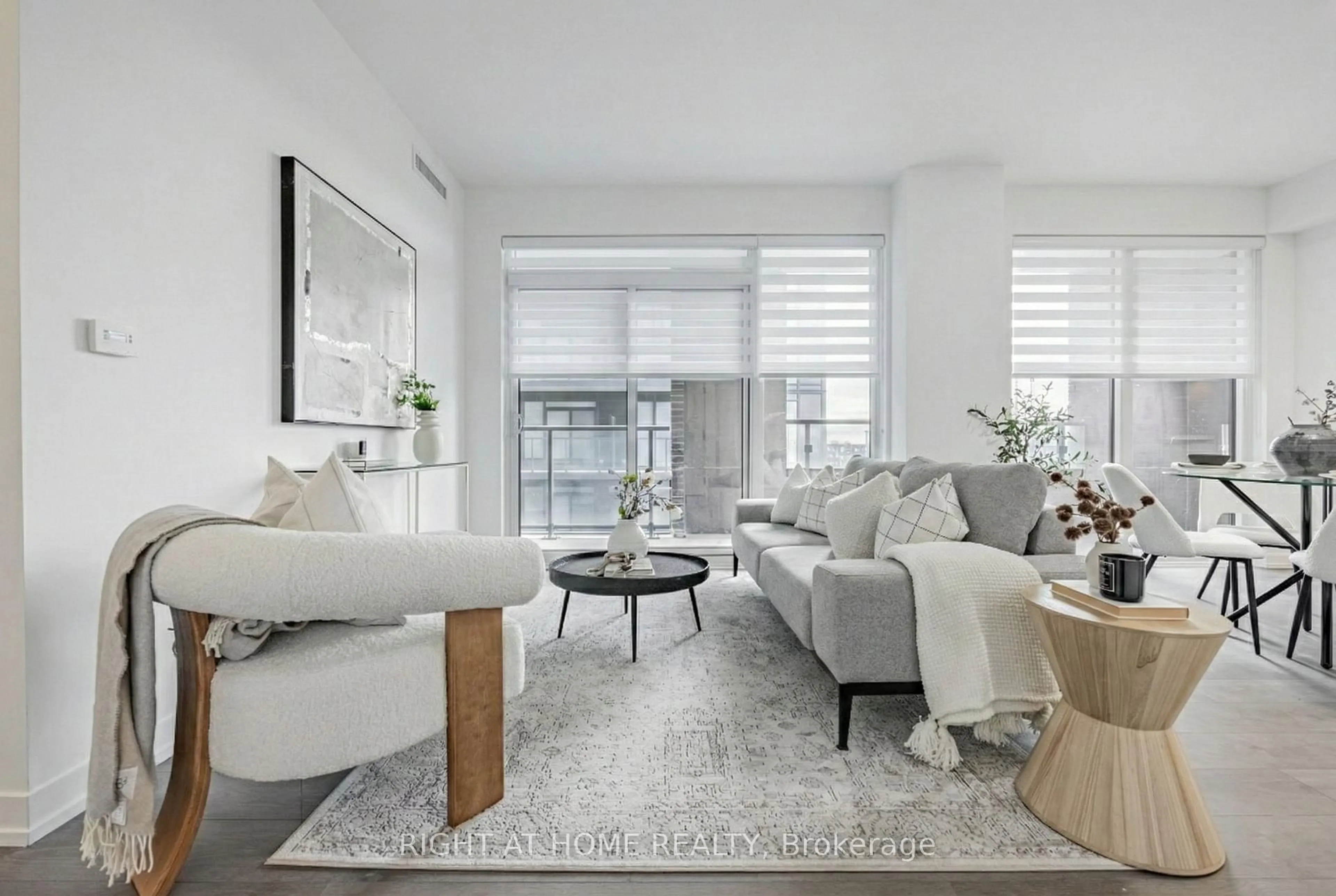 Living room with furniture, unknown for 270 Dufferin St #815, Toronto Ontario M6K 0H8