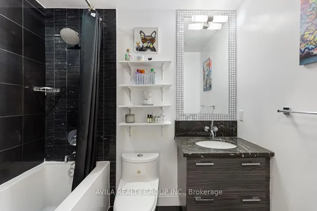 33 Shore Breeze Dr #1707, Toronto 5
