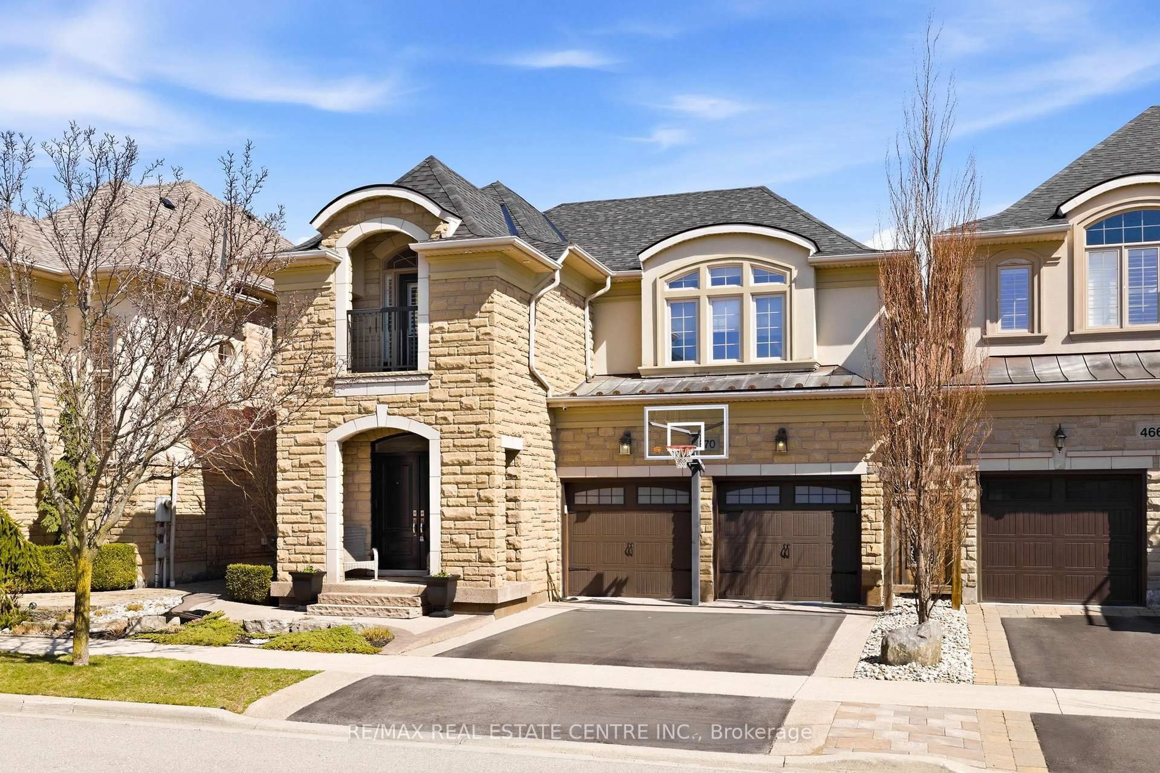 Home with brick exterior material, street for 4670 Bracknell Rd, Burlington Ontario L7M 0E3