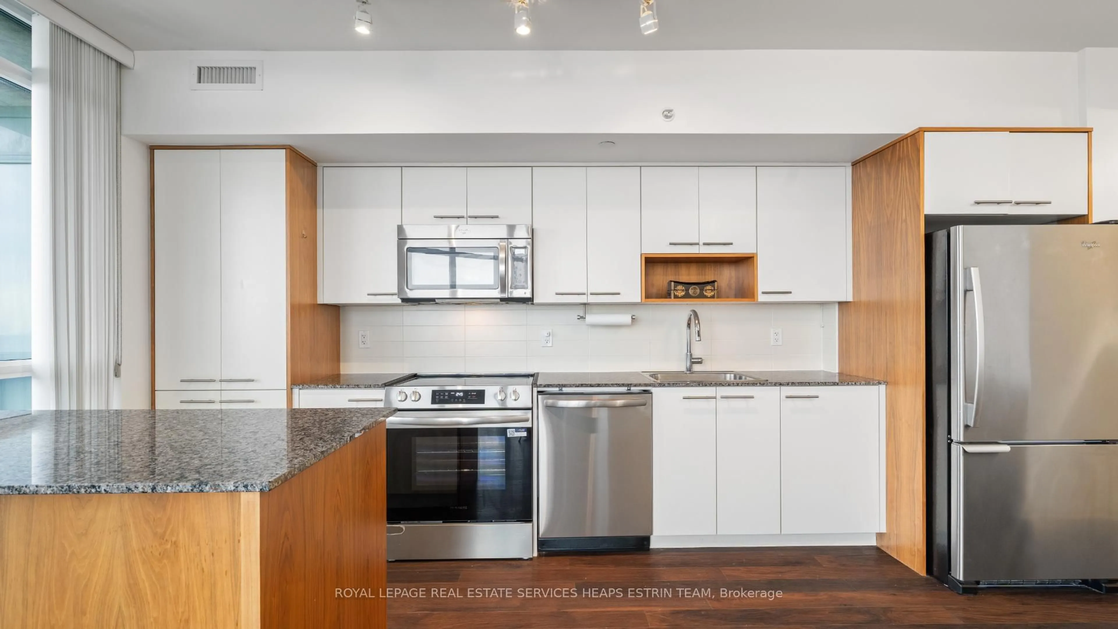 Unknown for 5 Valhalla Inn Rd #2607, Toronto Ontario M9B 0B1