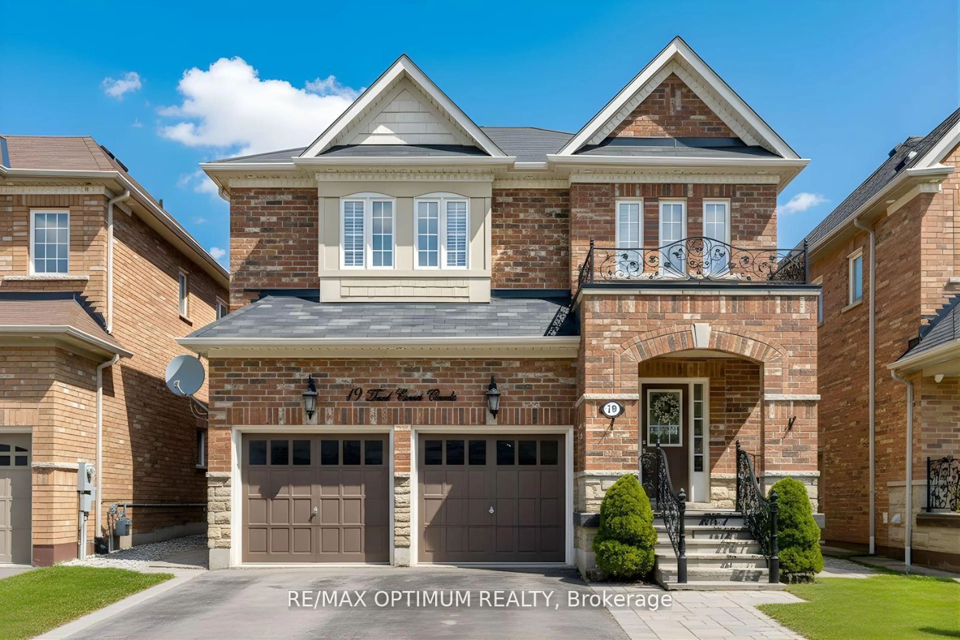 Home with brick exterior material, street for 19 Teal Crest Circ, Brampton Ontario L6X 2Z6