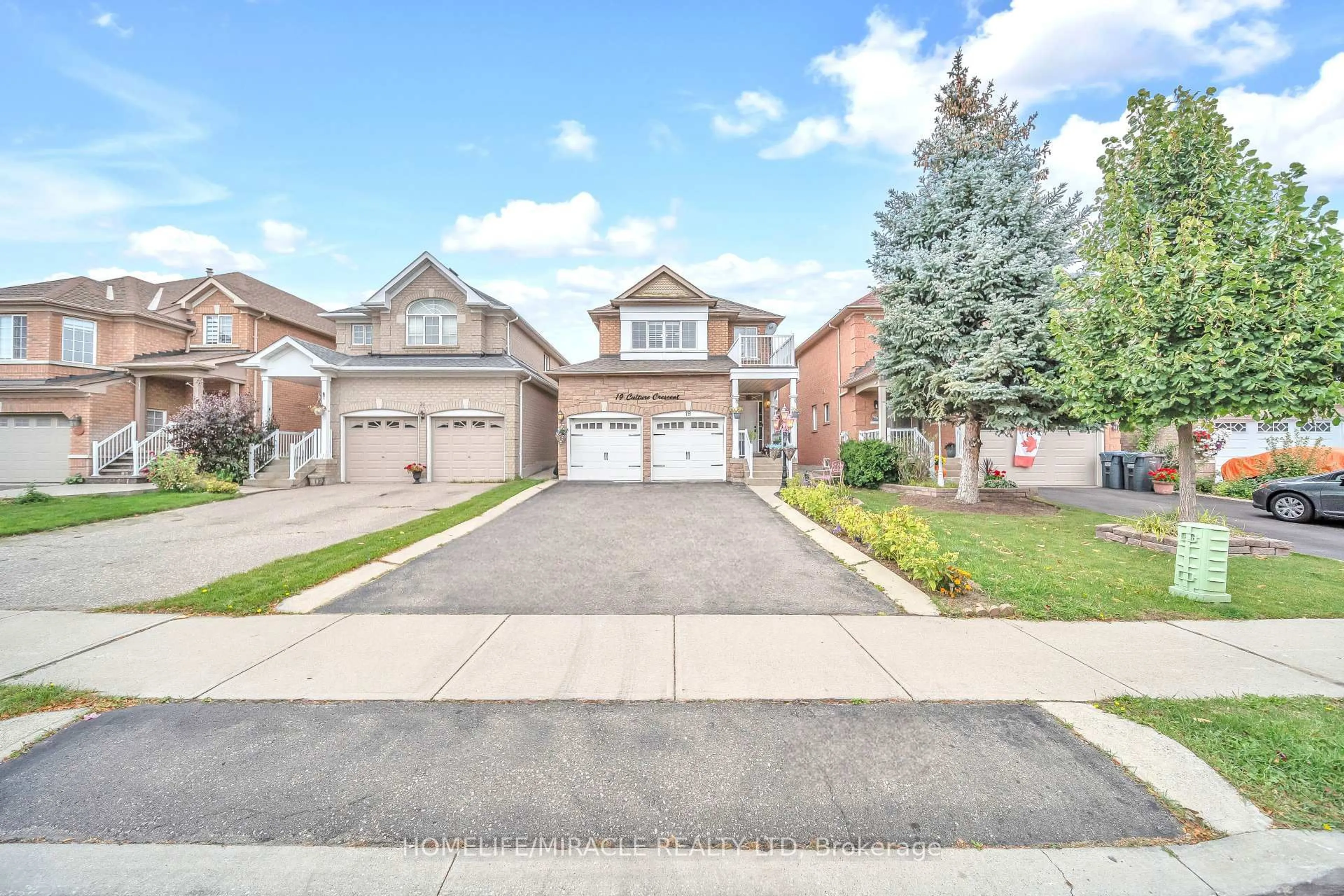Unknown for 19 Culture Cres, Brampton Ontario L6X 4V4