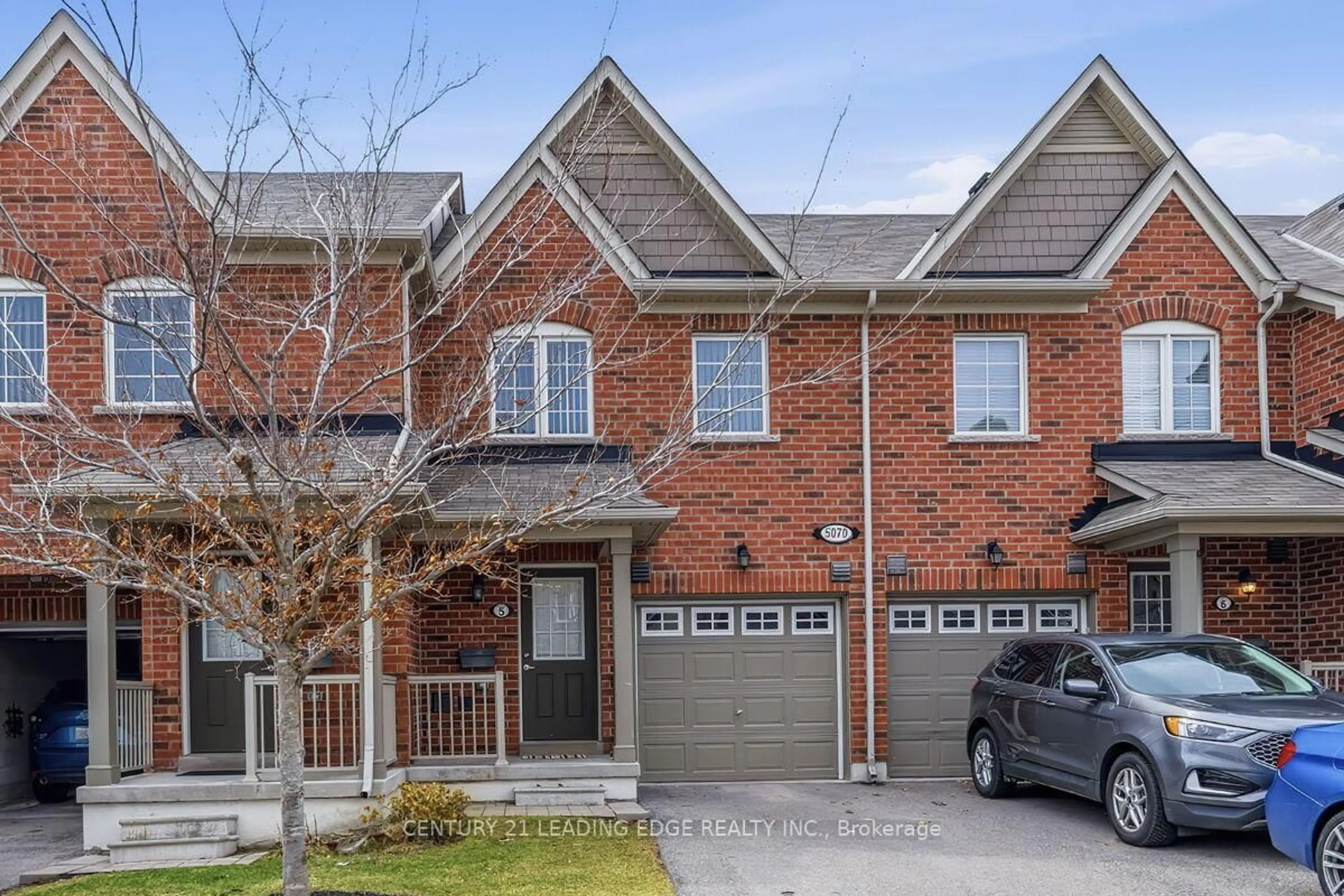 Home with brick exterior material, street for 5070 Harvard Rd #5, Mississauga Ontario L5M 0X1