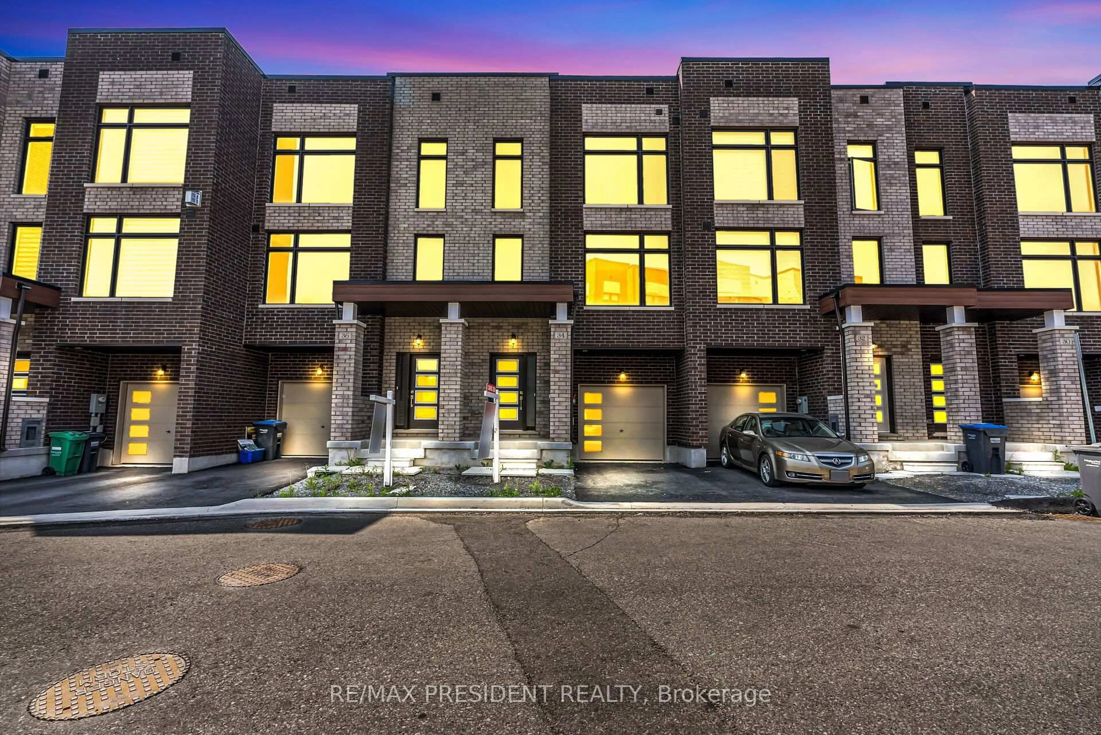 Unknown for 34 Queenpost Dr, Brampton Ontario L6Y 6L2