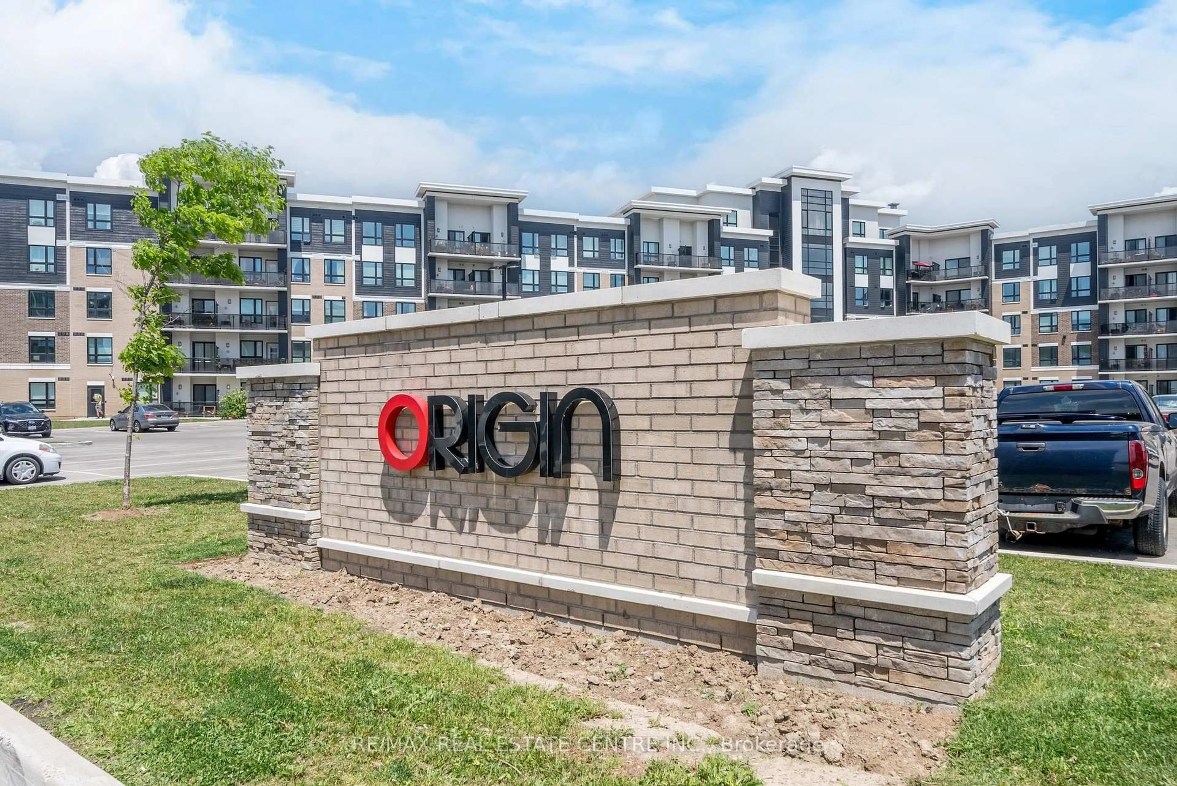 Unknown for 650 Sauve St #408, Milton Ontario L9T 9A8