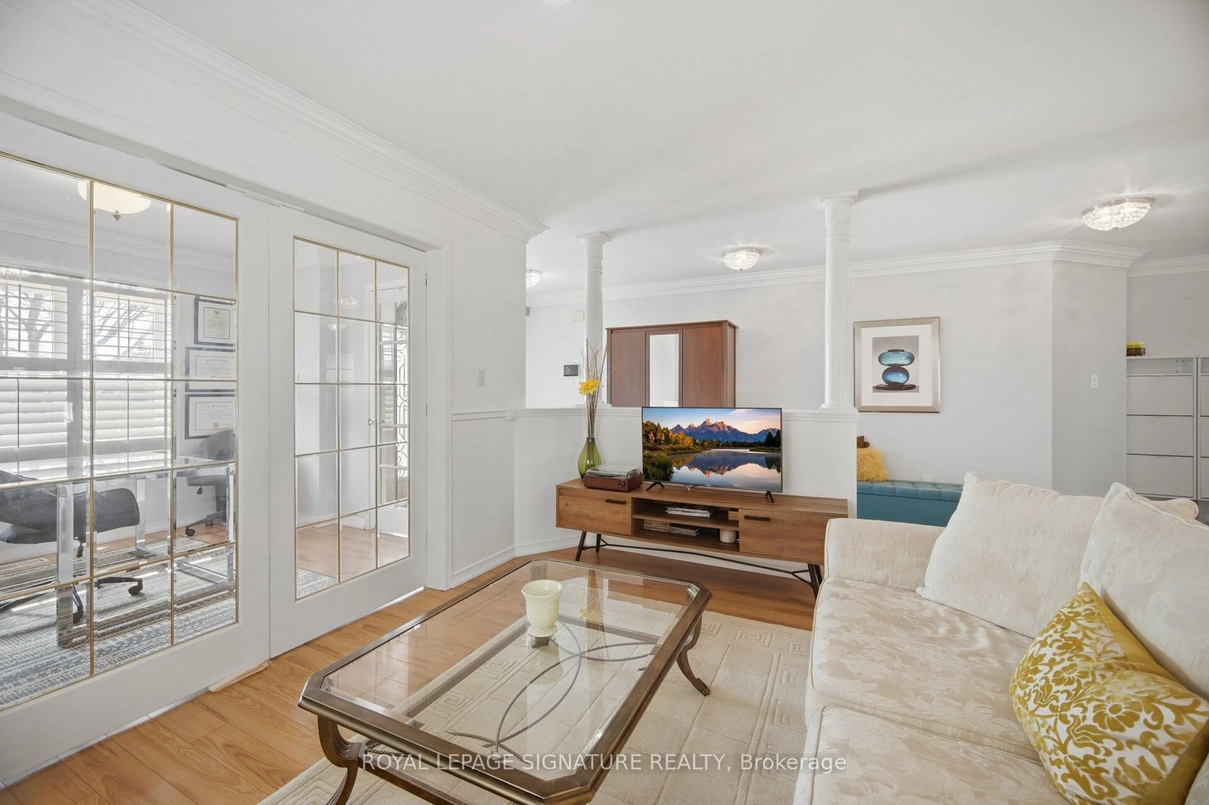 Living room with furniture, unknown for 25 Madronna Gdns, Brampton Ontario L7A 2V9