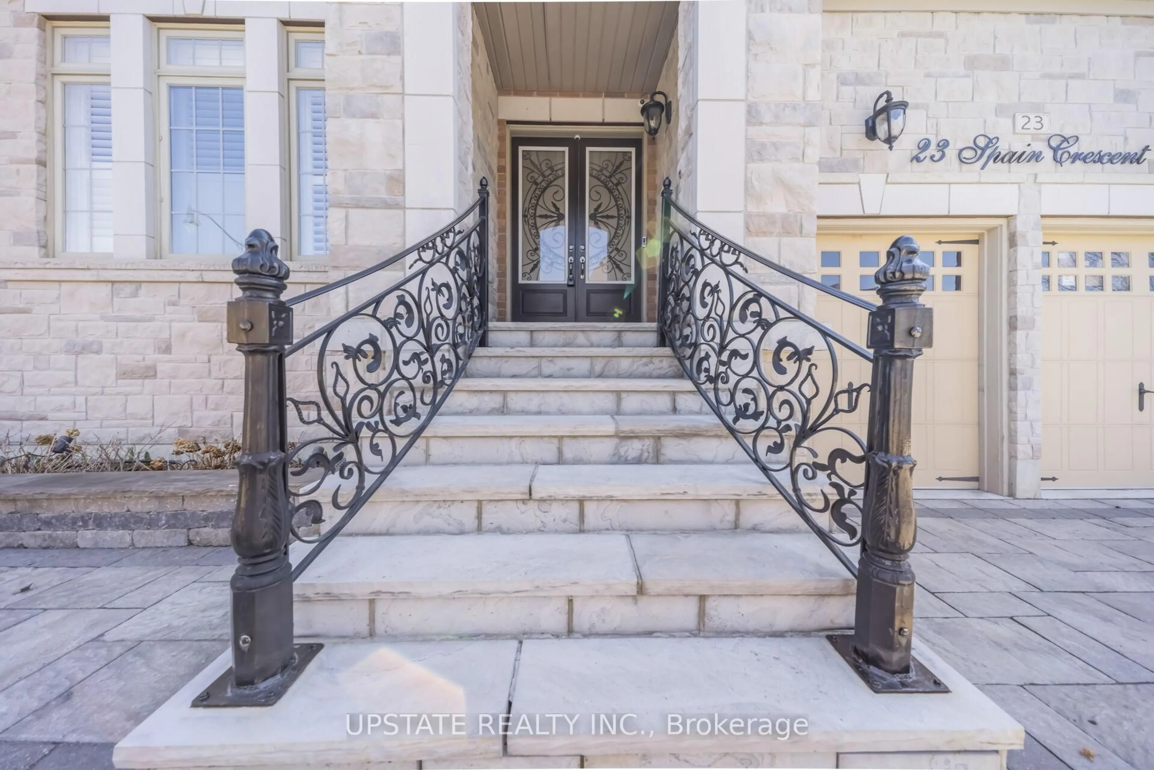 Stairs for 23 Spain Cres, Brampton Ontario L6P 4G8