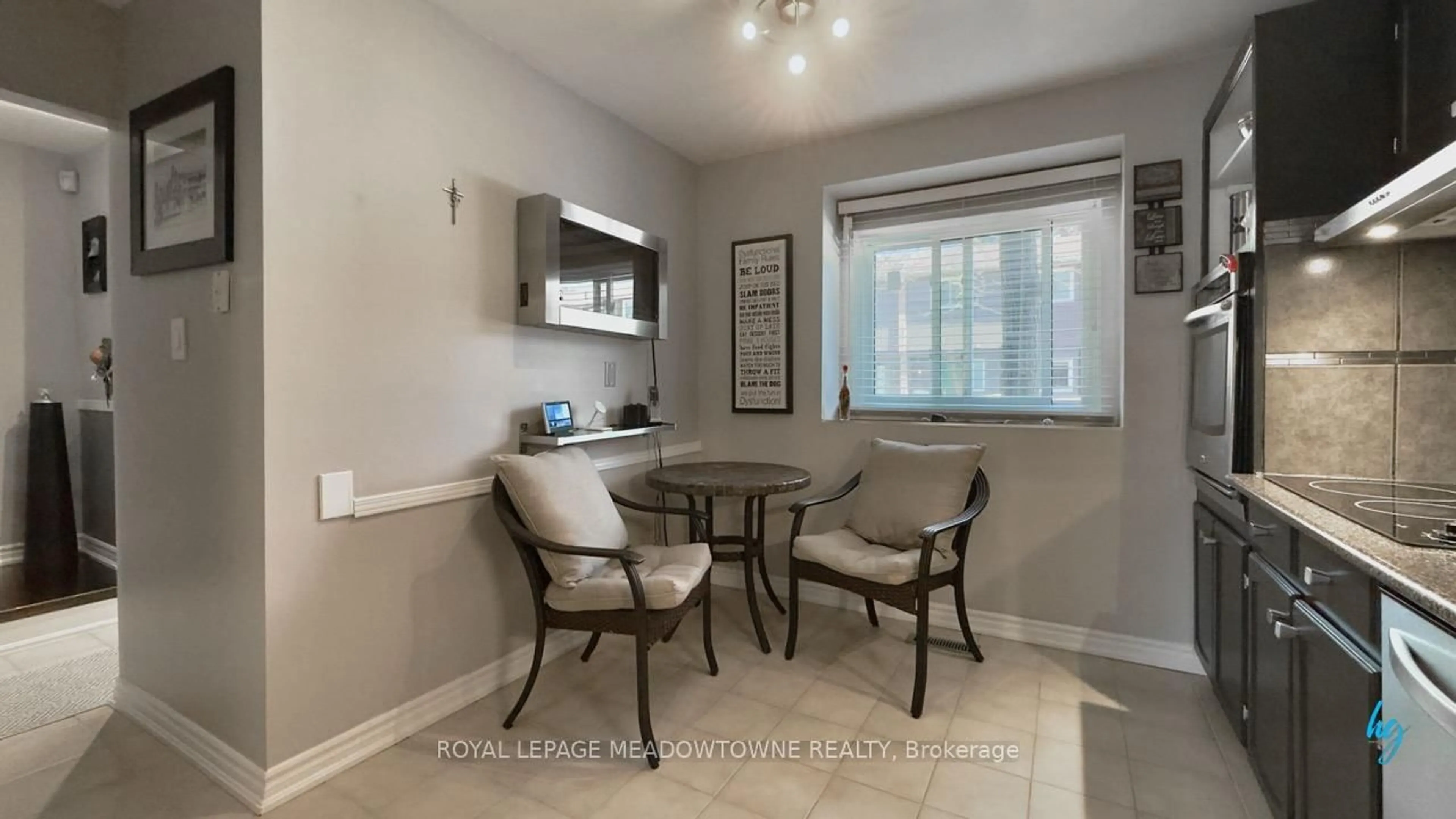 Unknown for 6855 Glen Erin Dr #14, Mississauga Ontario L5N 1P6