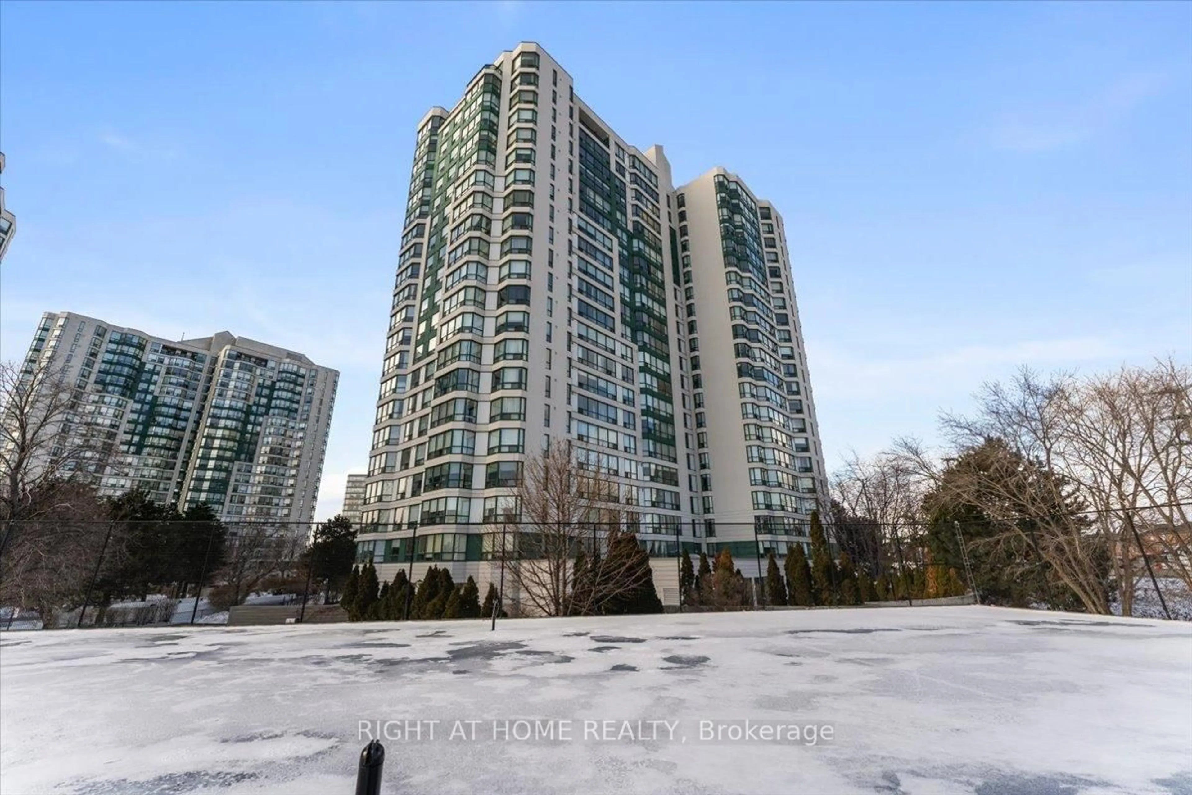 A pic from outside/outdoor area/front of a property/back of a property/a pic from drone, unknown for 4450 Tucana Crt #1105, Mississauga Ontario L5R 3R4