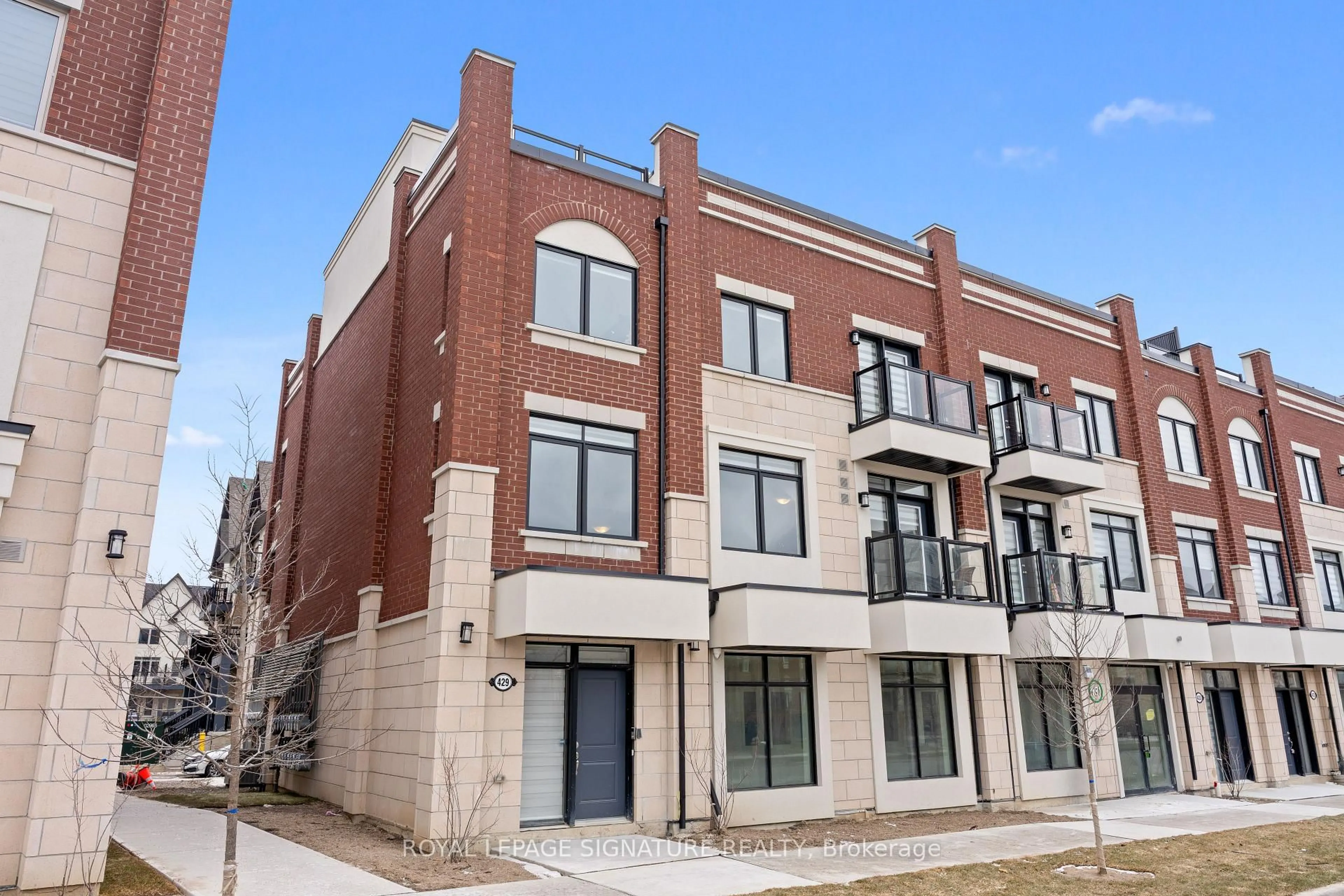 Home with brick exterior material, street for 429 Dougall Ave, Caledon Ontario L7C 4L5