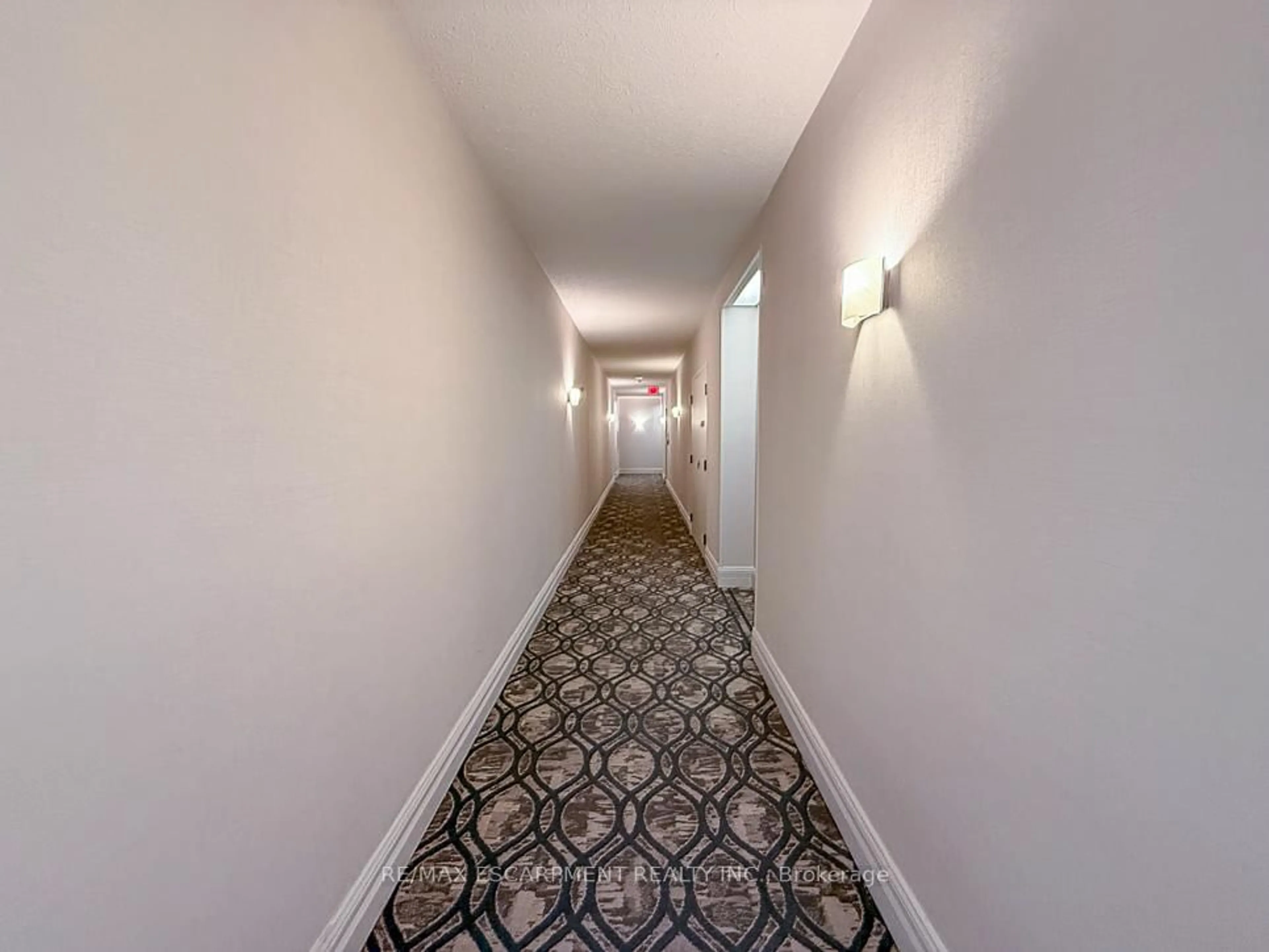 Unknown for 35 Kingsbridge Garden Circ #2706, Mississauga Ontario L5R 3Z3