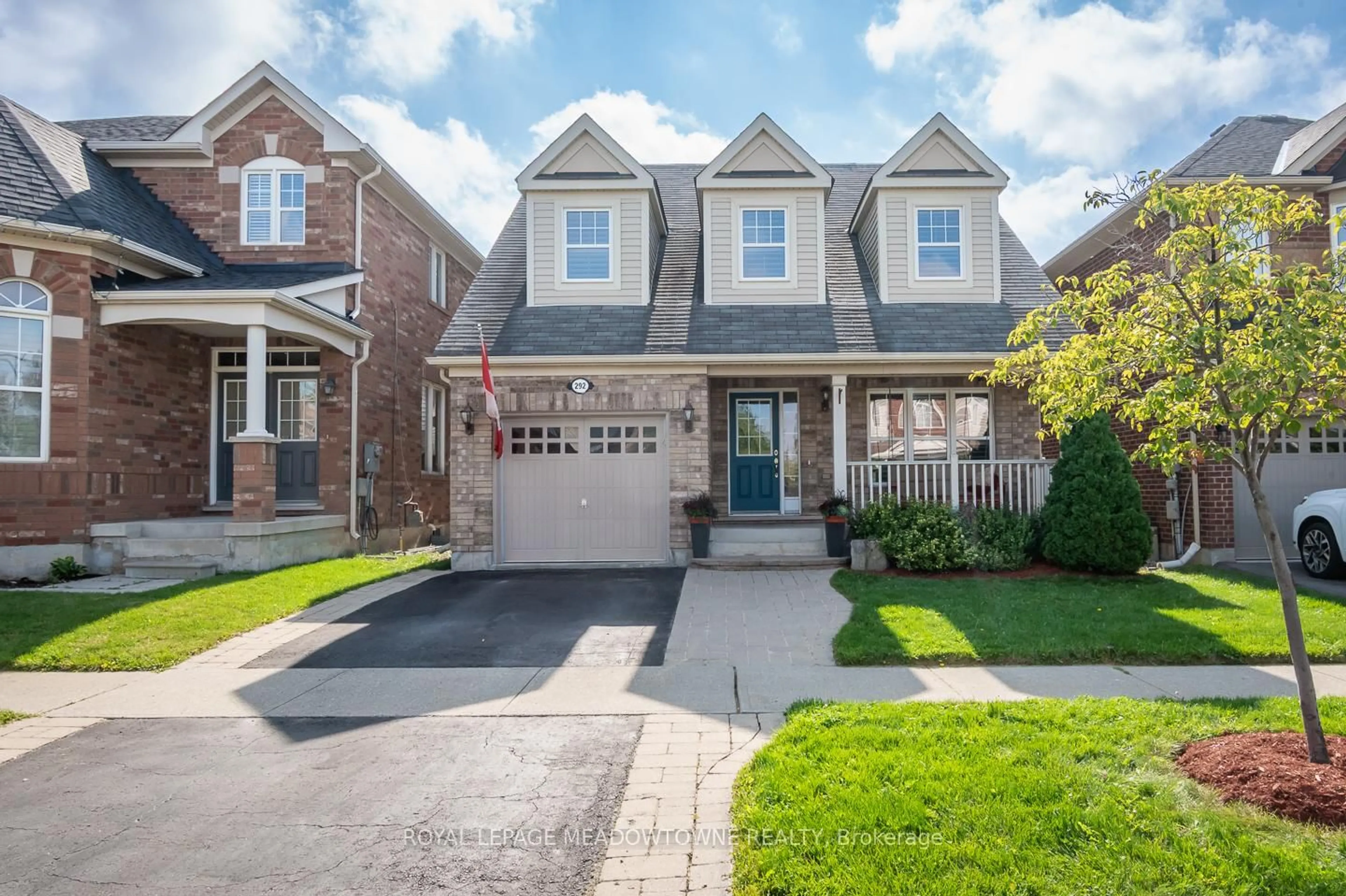 Home with brick exterior material, street for 292 Mcdougall Cross, Milton Ontario L9T 0N6