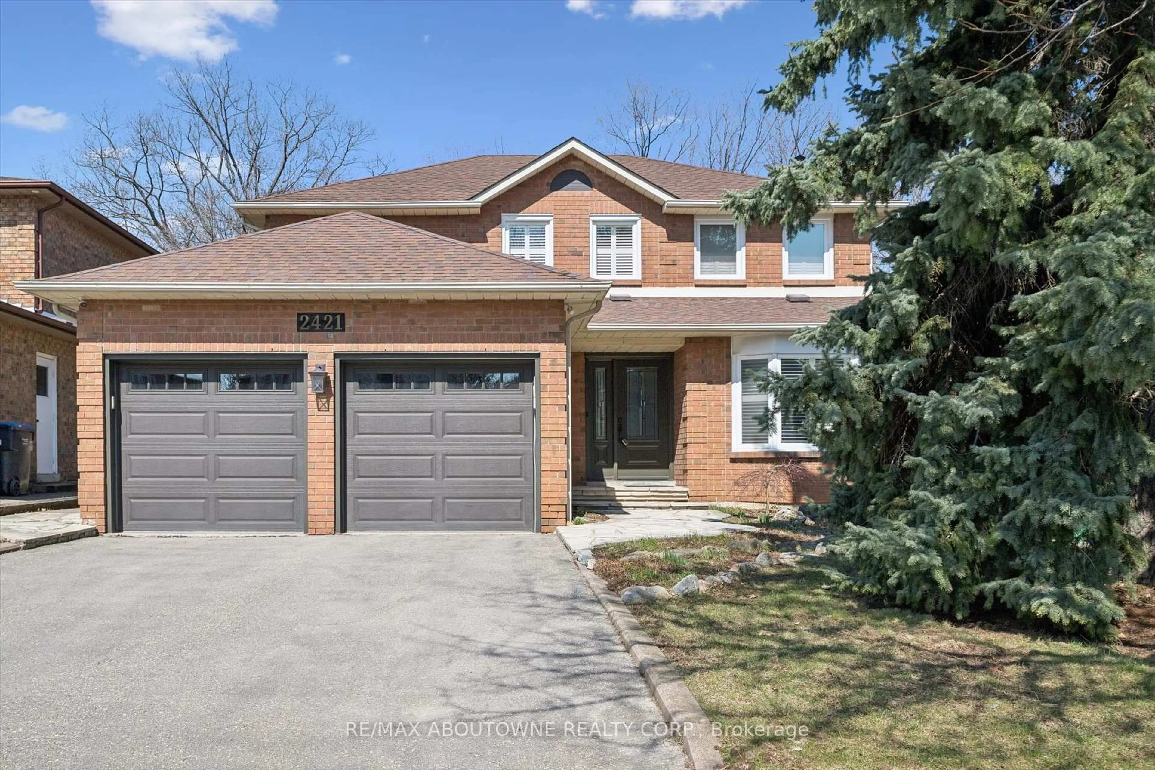 Home with brick exterior material, street for 2421 Hargood Pl, Mississauga Ontario L5M 3G6