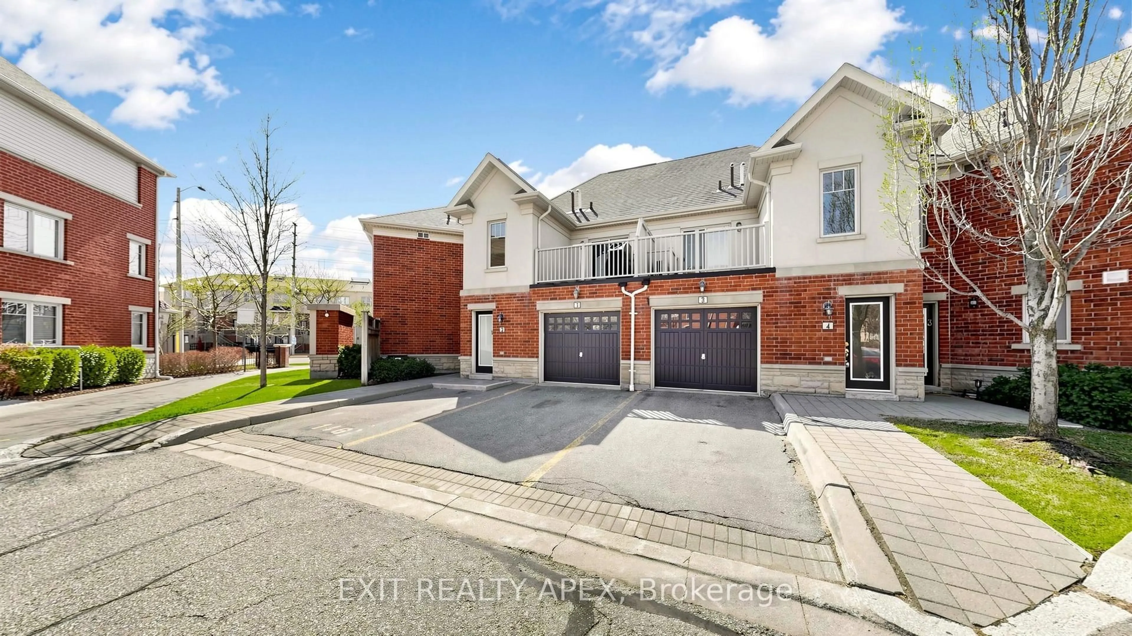 Home with brick exterior material, street for 3395 Thomas St #4, Mississauga Ontario L5M 0P7