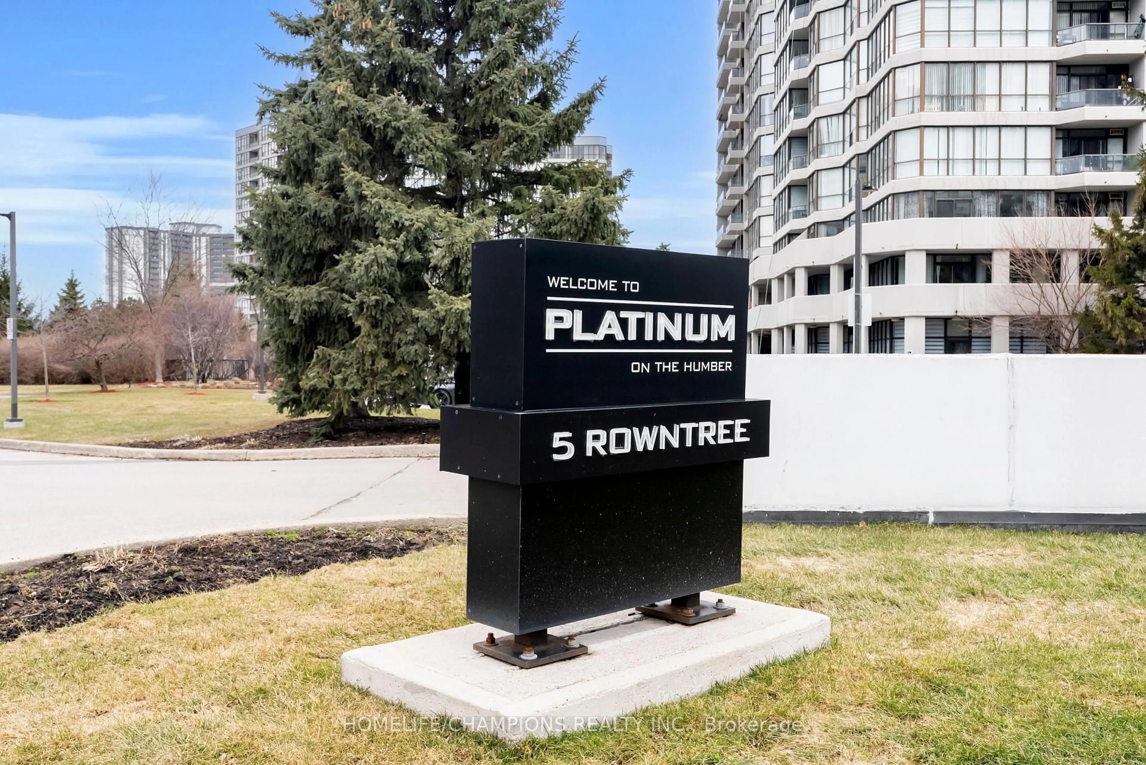 Patio, unknown for 5 Rowntree Rd #1403, Toronto Ontario M9V 5G9
