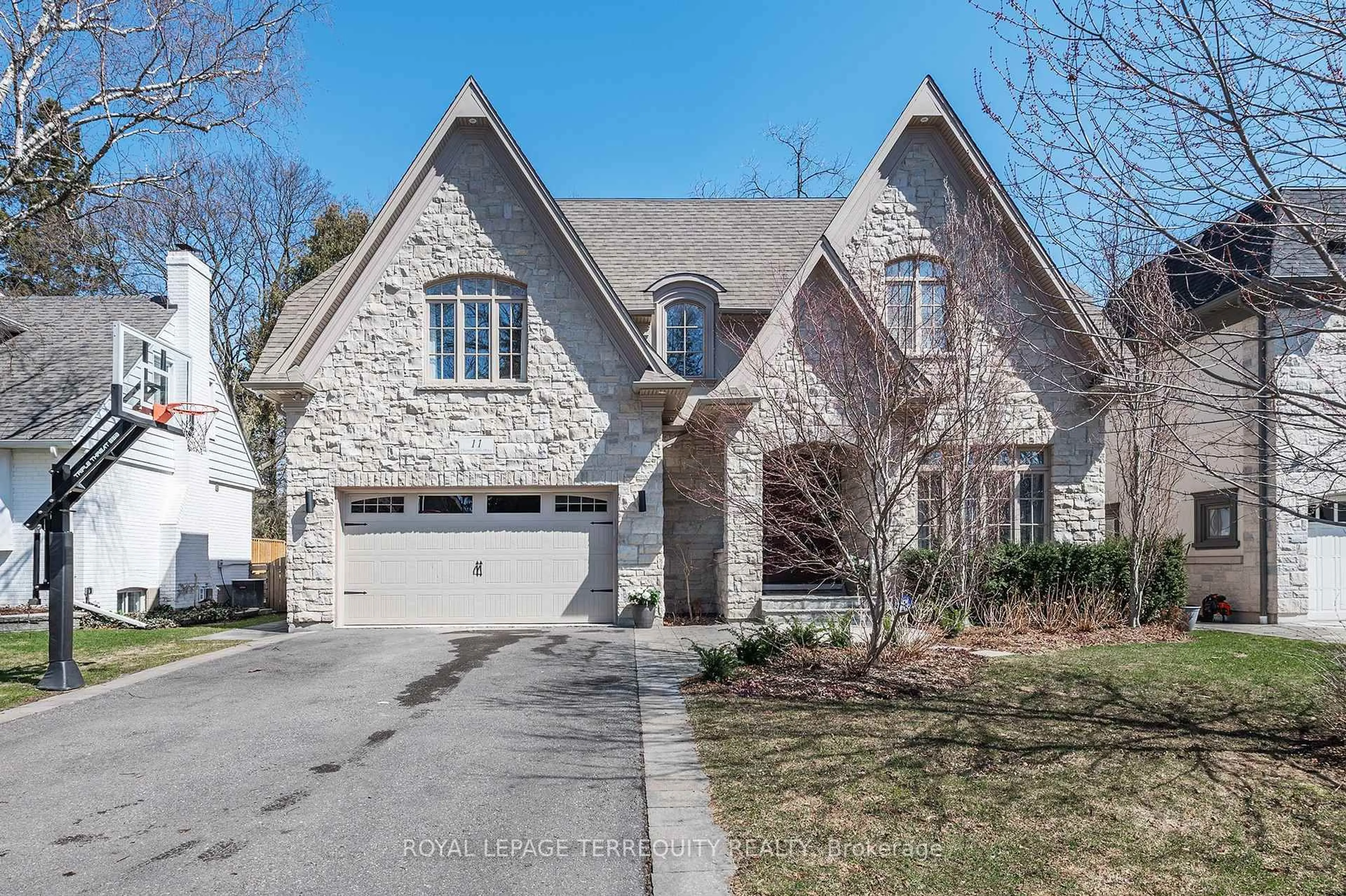 Home with brick exterior material, street for 11 Chestnut Hills Pkwy, Toronto Ontario M9A 3P7